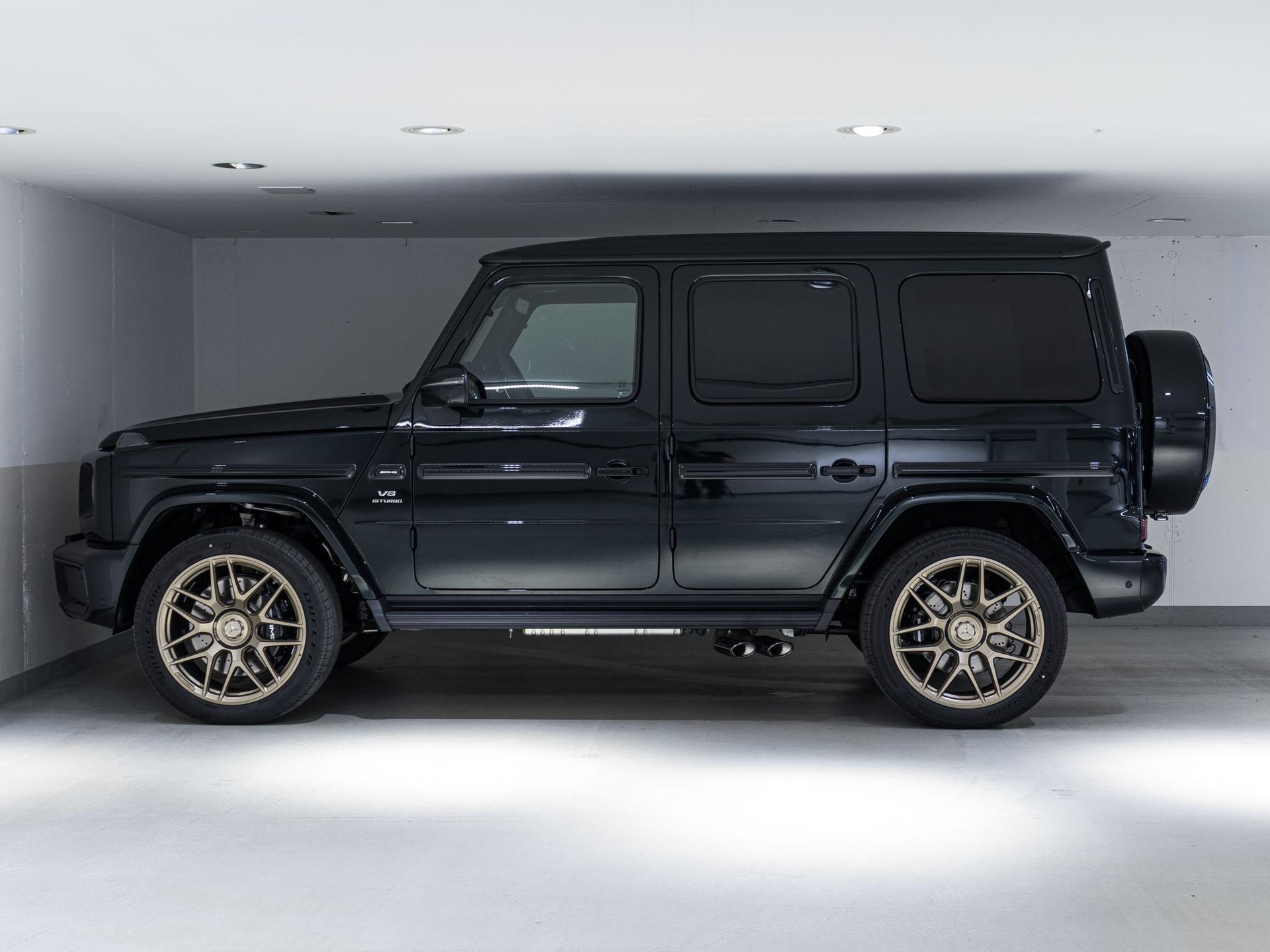 MERCEDES-BENZ G 63 AMG-image-4