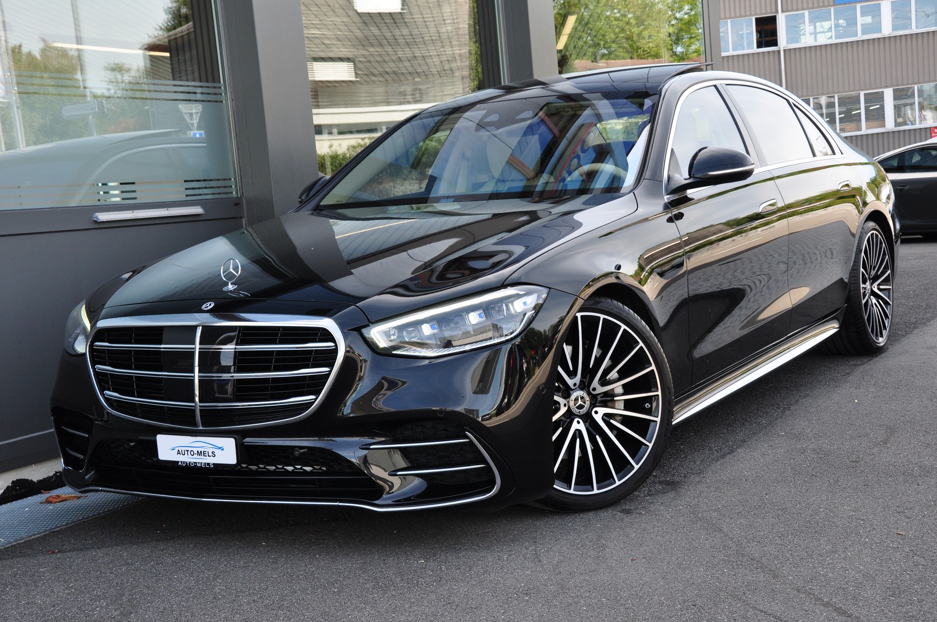 MERCEDES-BENZ S 580 L 4Matic AMG Line 9G-Tronic-image-4