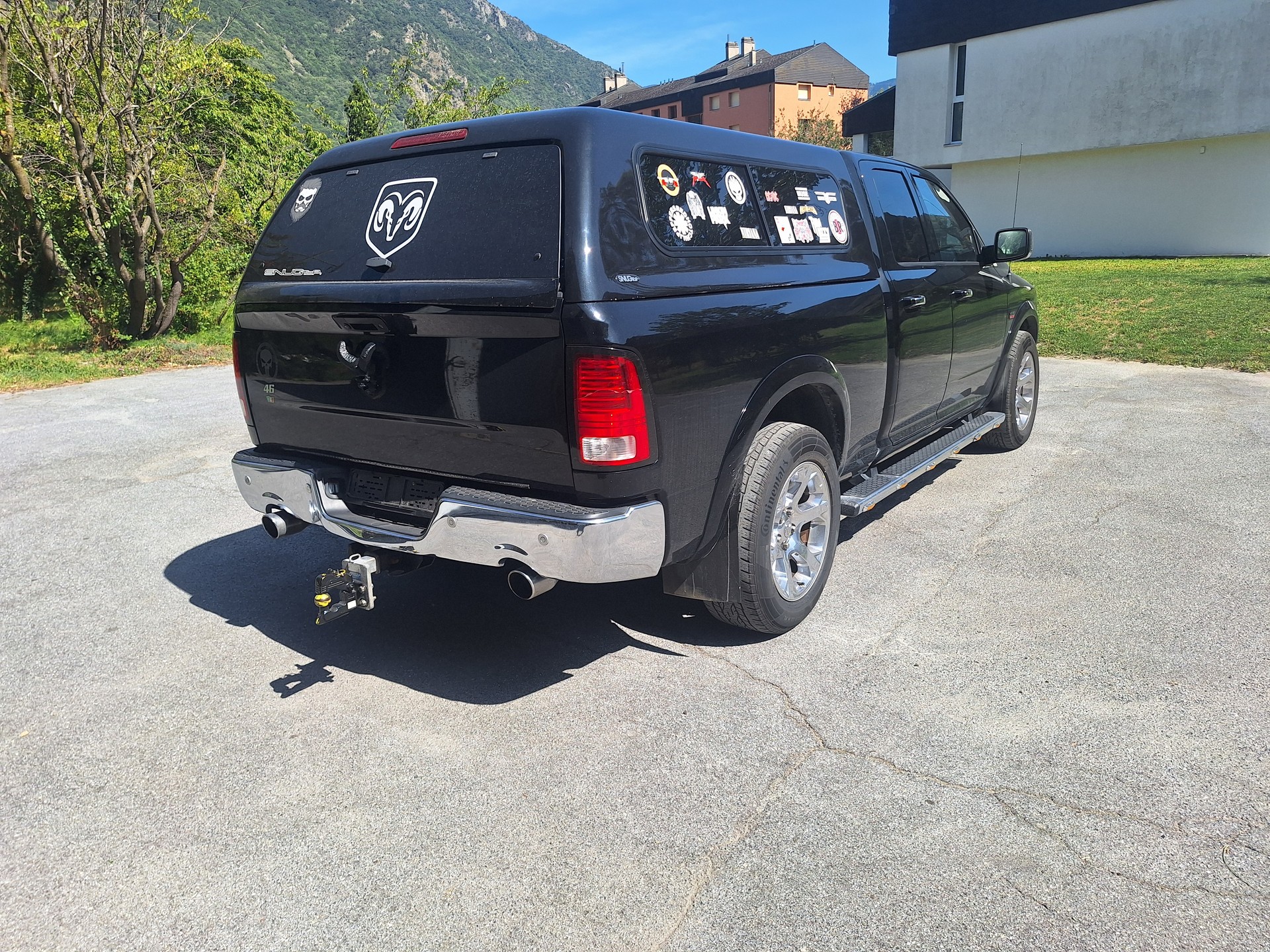 DODGE 1500 Quad Cab Larami-image-1