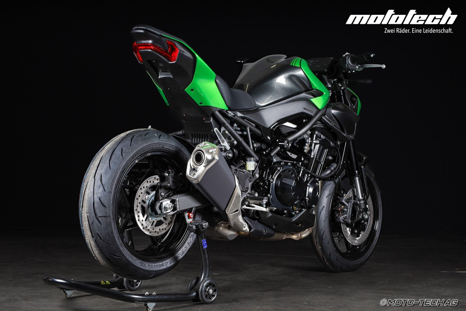 KAWASAKI Z 900 MY26 (35kW)-showroom-element-2