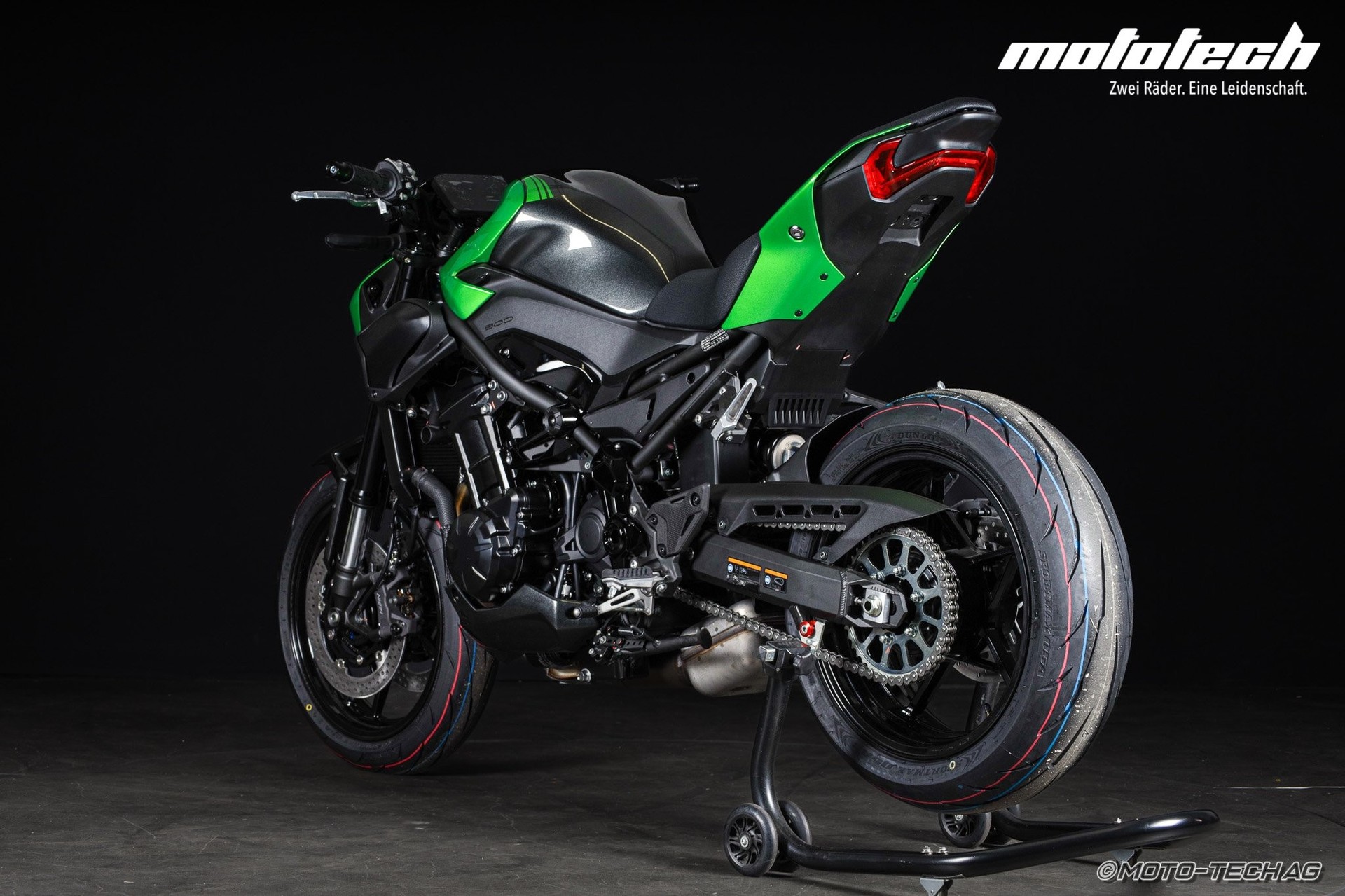 KAWASAKI Z 900 MY26 (35kW)-showroom-element-3