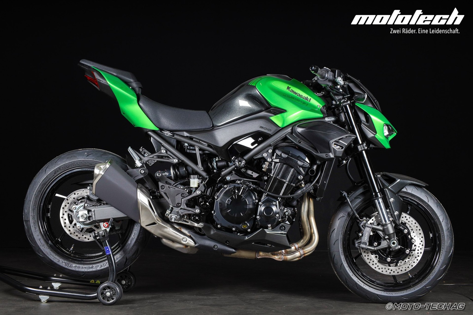 KAWASAKI Z 900 MY26 (35kW)-showroom-element-1