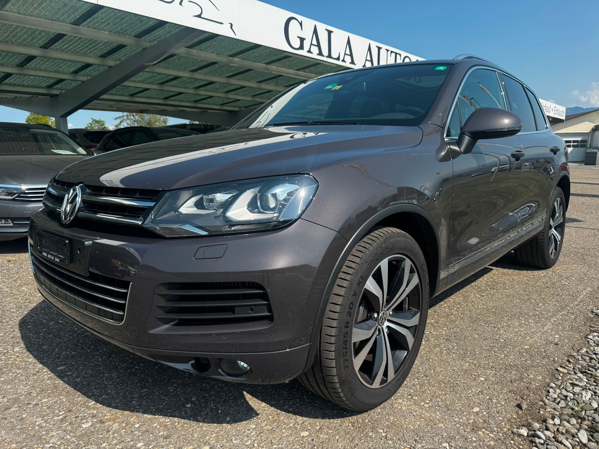 VW Touareg 3.0 TDI BlueMotion Technology Tiptronic-image-0