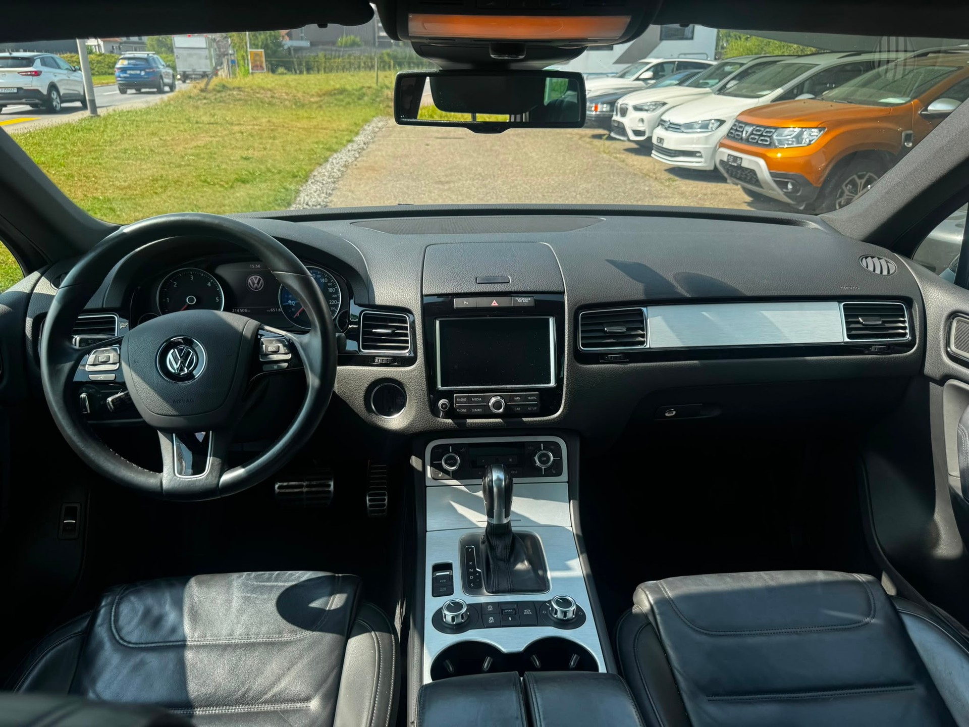 VW Touareg 3.0 TDI BlueMotion Technology Tiptronic-image-8