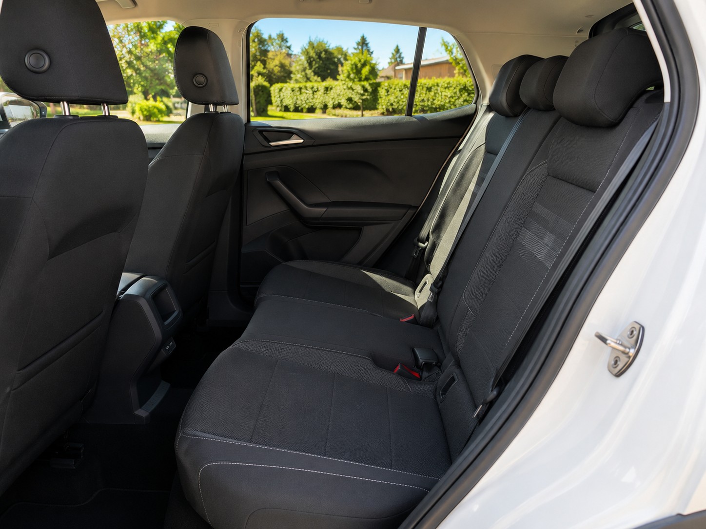 VW 1.0 TSI 110 Life DSG-image-3
