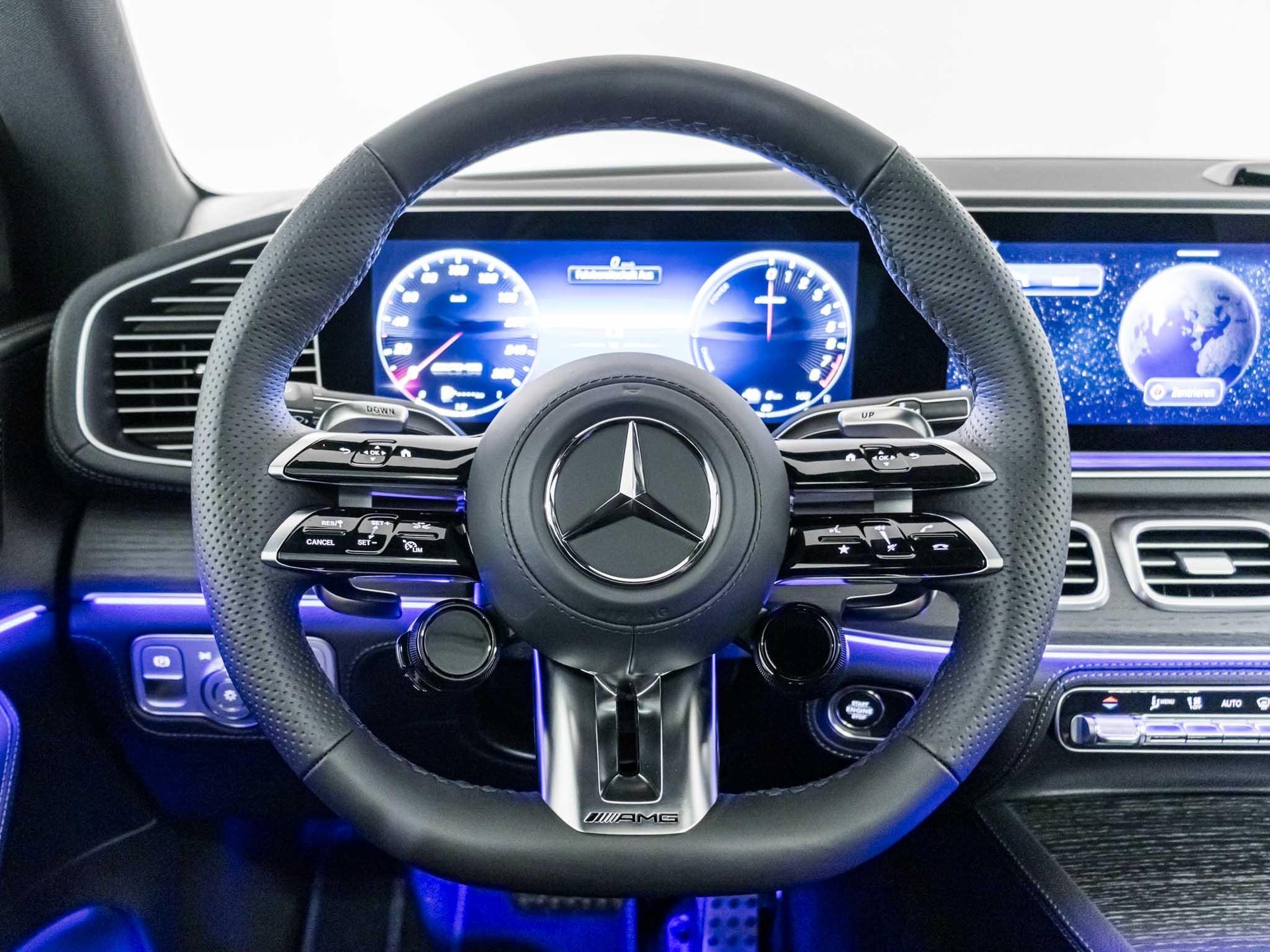 MERCEDES-BENZ GLE 53 AMG HYBRID 4MATIC+ Coupé-image-10