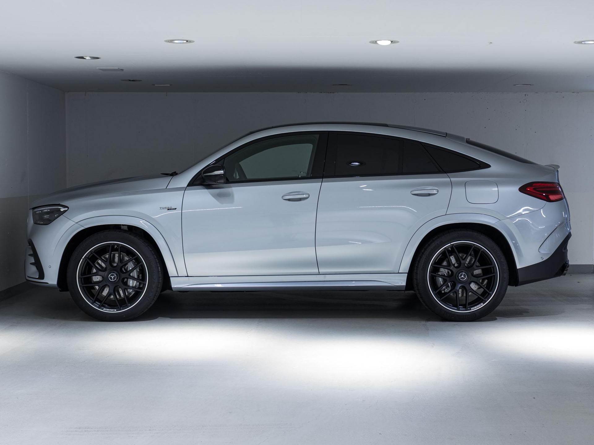 MERCEDES-BENZ GLE 53 AMG HYBRID 4MATIC+ Coupé-image-4