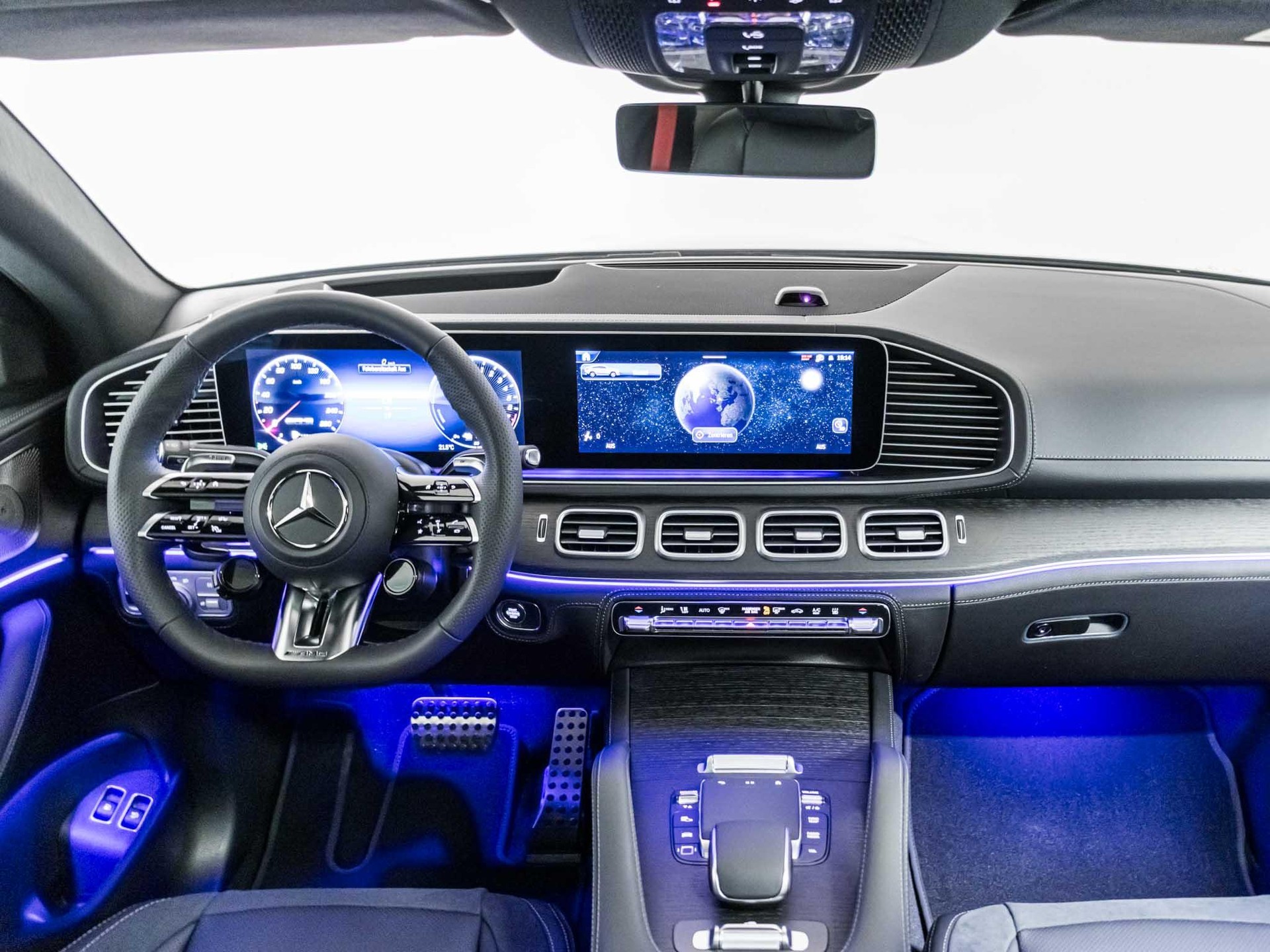 MERCEDES-BENZ GLE 53 AMG HYBRID 4MATIC+ Coupé-image-11