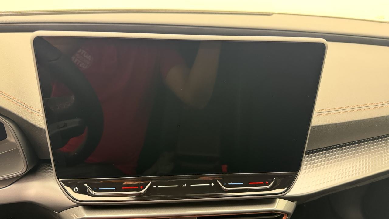 CUPRA LEON ST 1.5 e-HYBRID pHEV VZ DSG-image-7