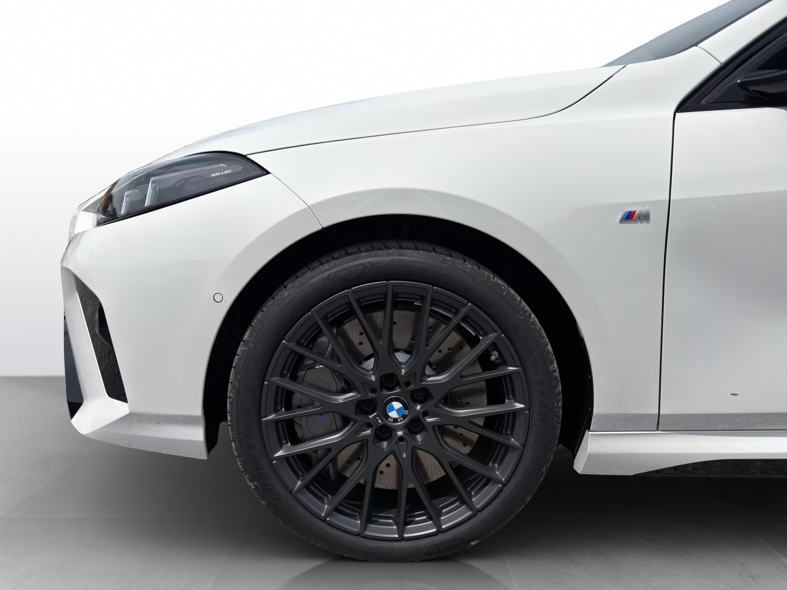 BMW M135i xDrive-image-16