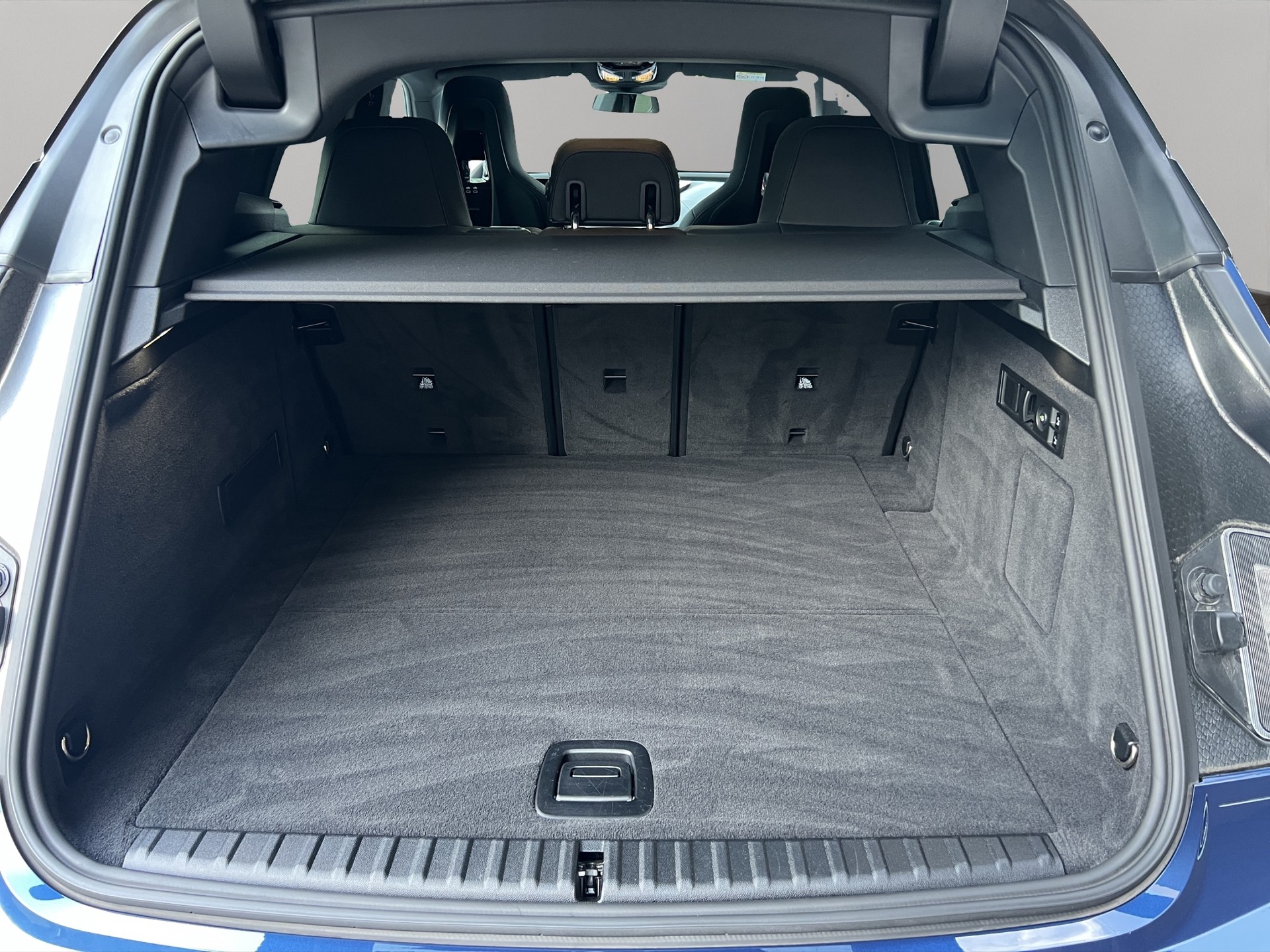 BMW iX xDrive40-image-20