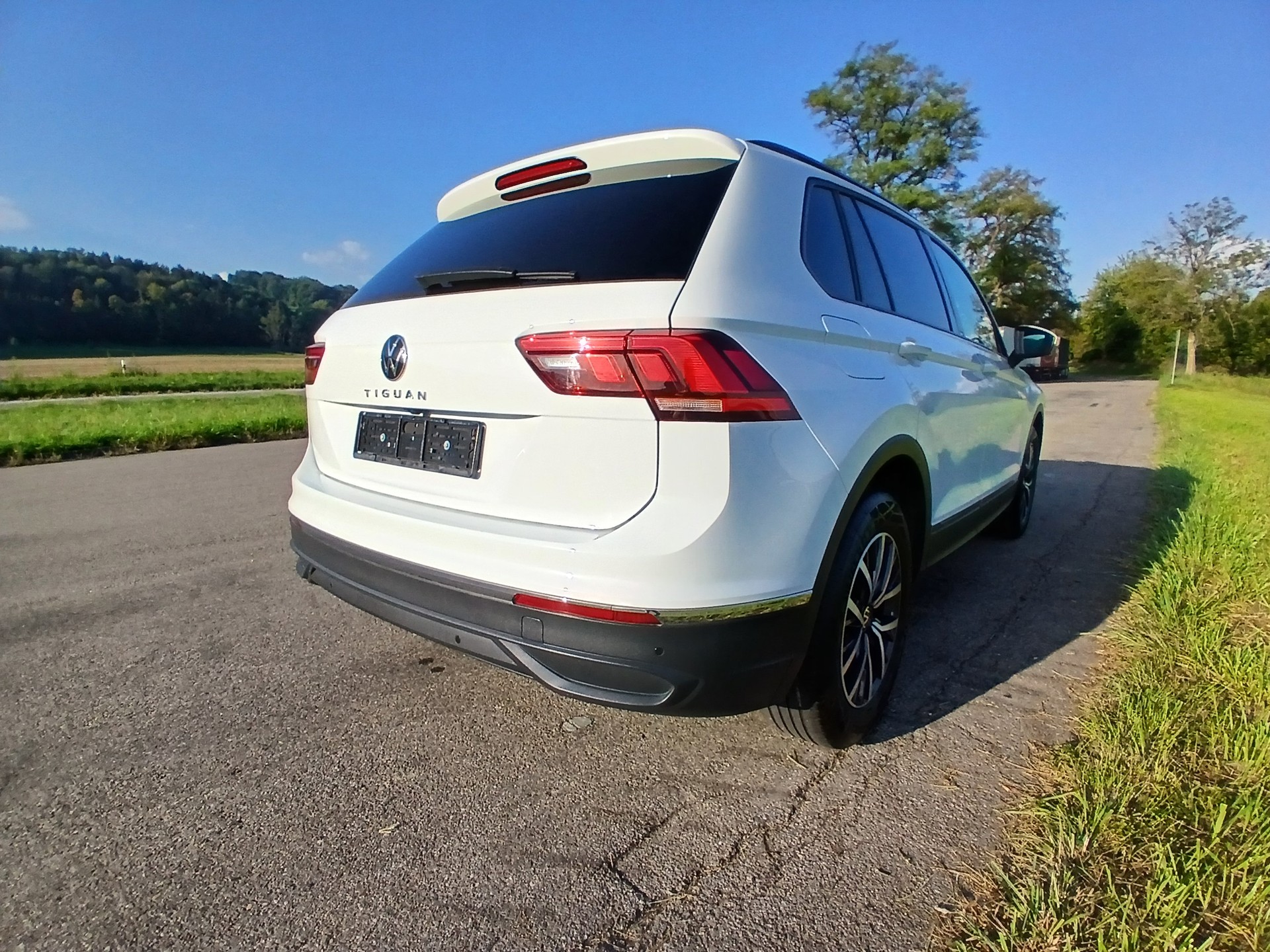 VW Tiguan 1.5TSI Evo-image-4