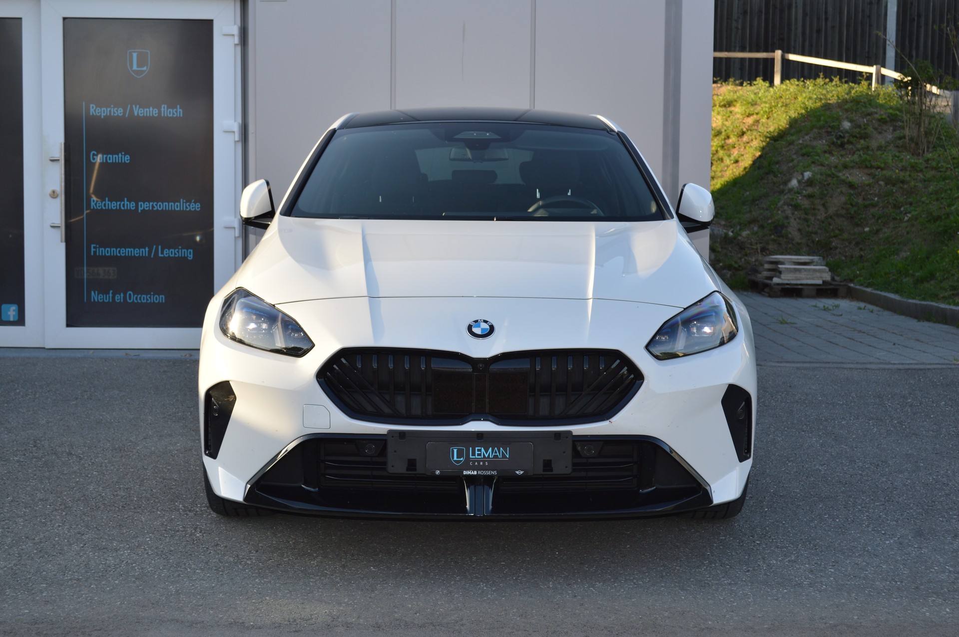 BMW 120d M Sport Pro Steptronic-image-1