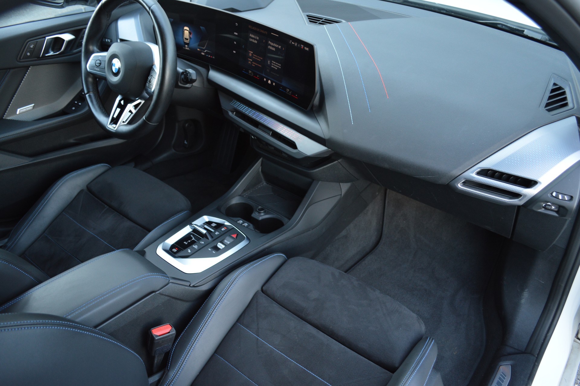 BMW 120d M Sport Pro Steptronic-image-21