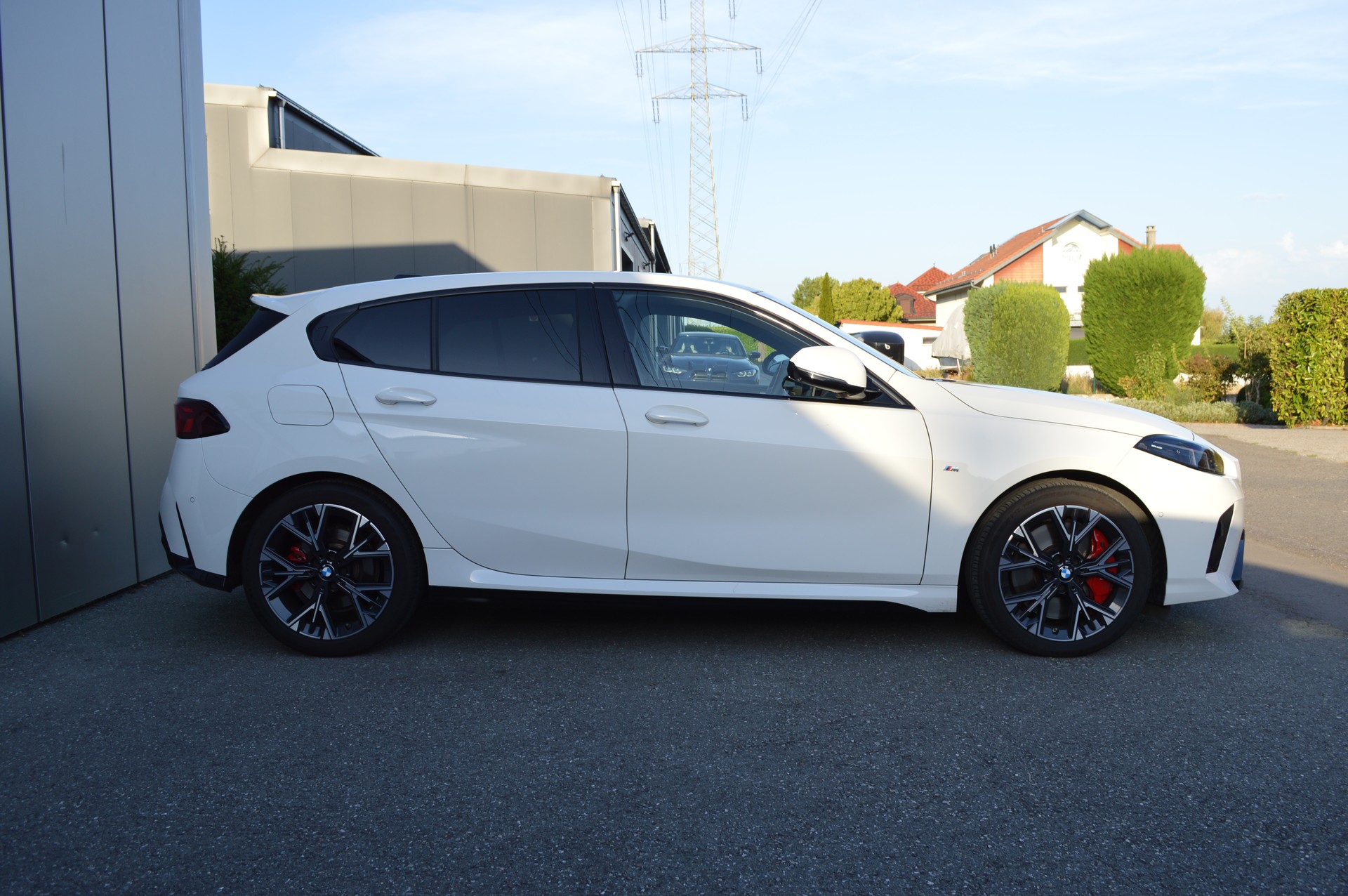 BMW 120d M Sport Pro Steptronic-image-3
