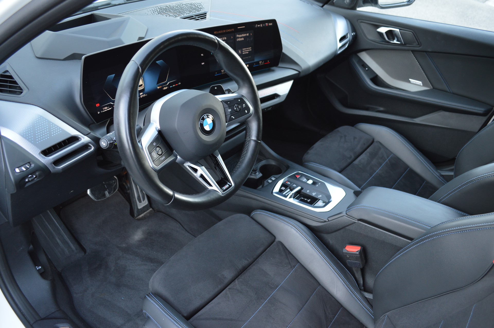 BMW 120d M Sport Pro Steptronic-image-15