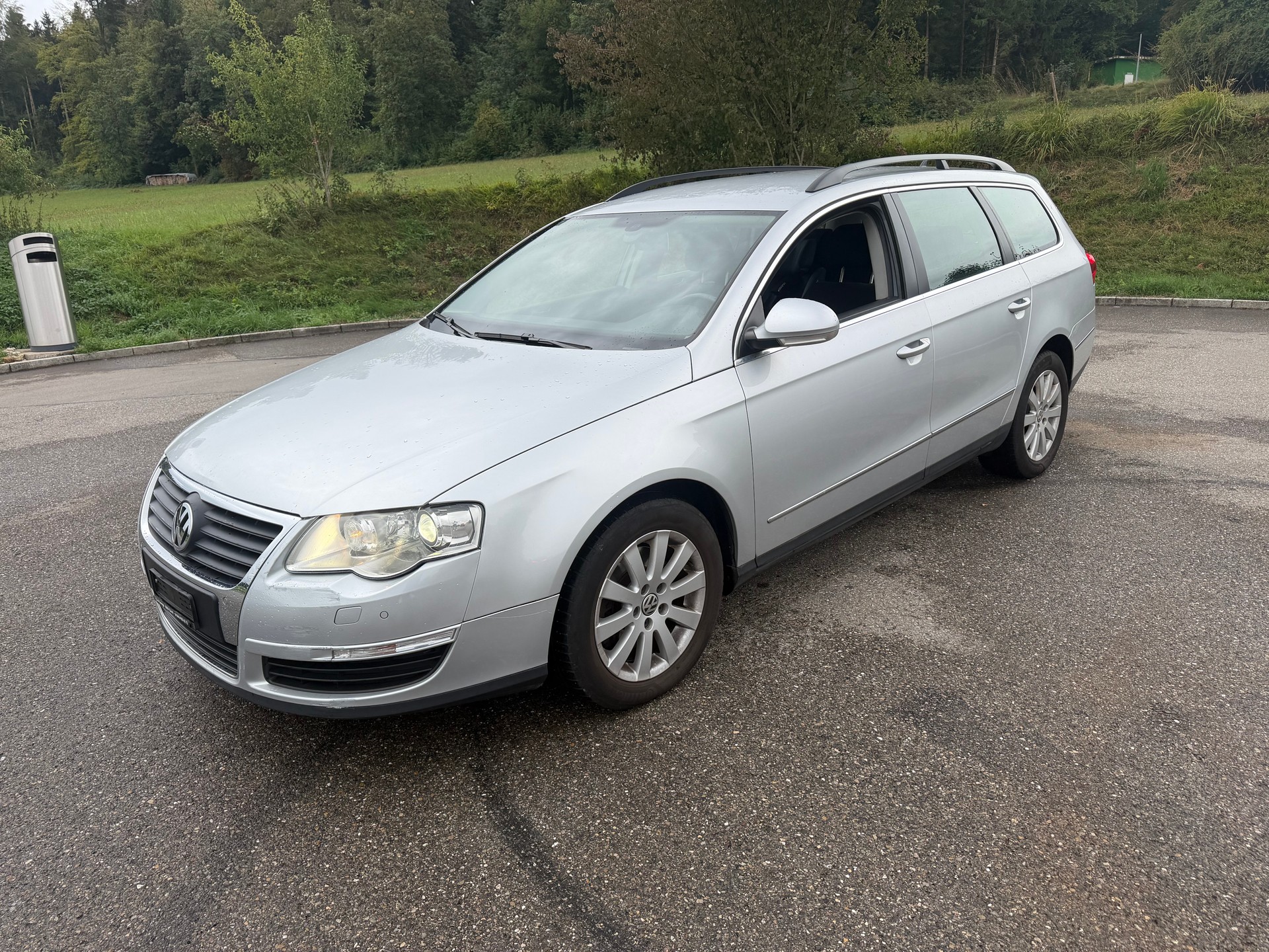 VW Passat Variant 2.0 TDI Highline-image-1