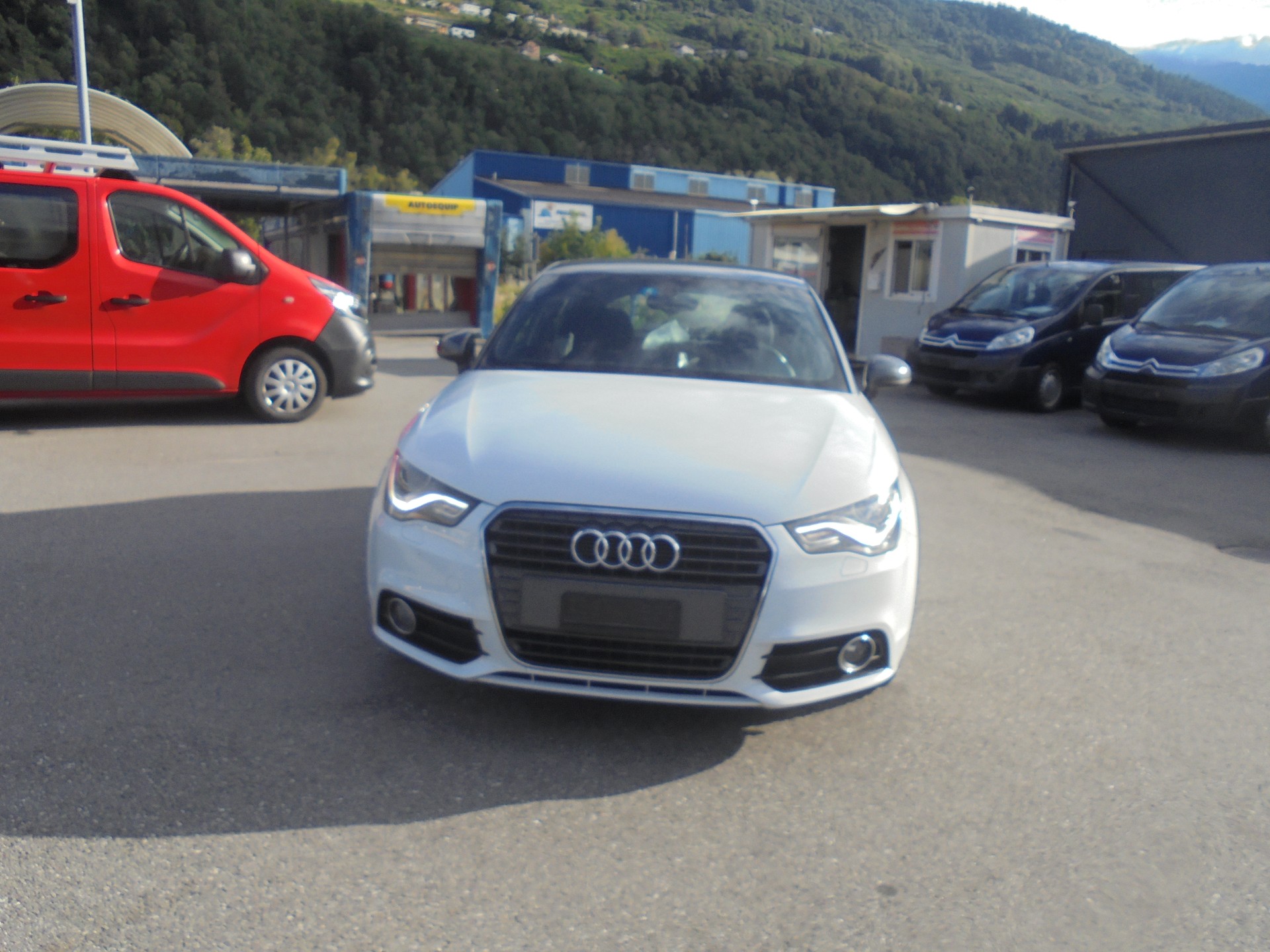 AUDI A1 Sportback 1.4 TFSI Ambition S-tronic-image-1