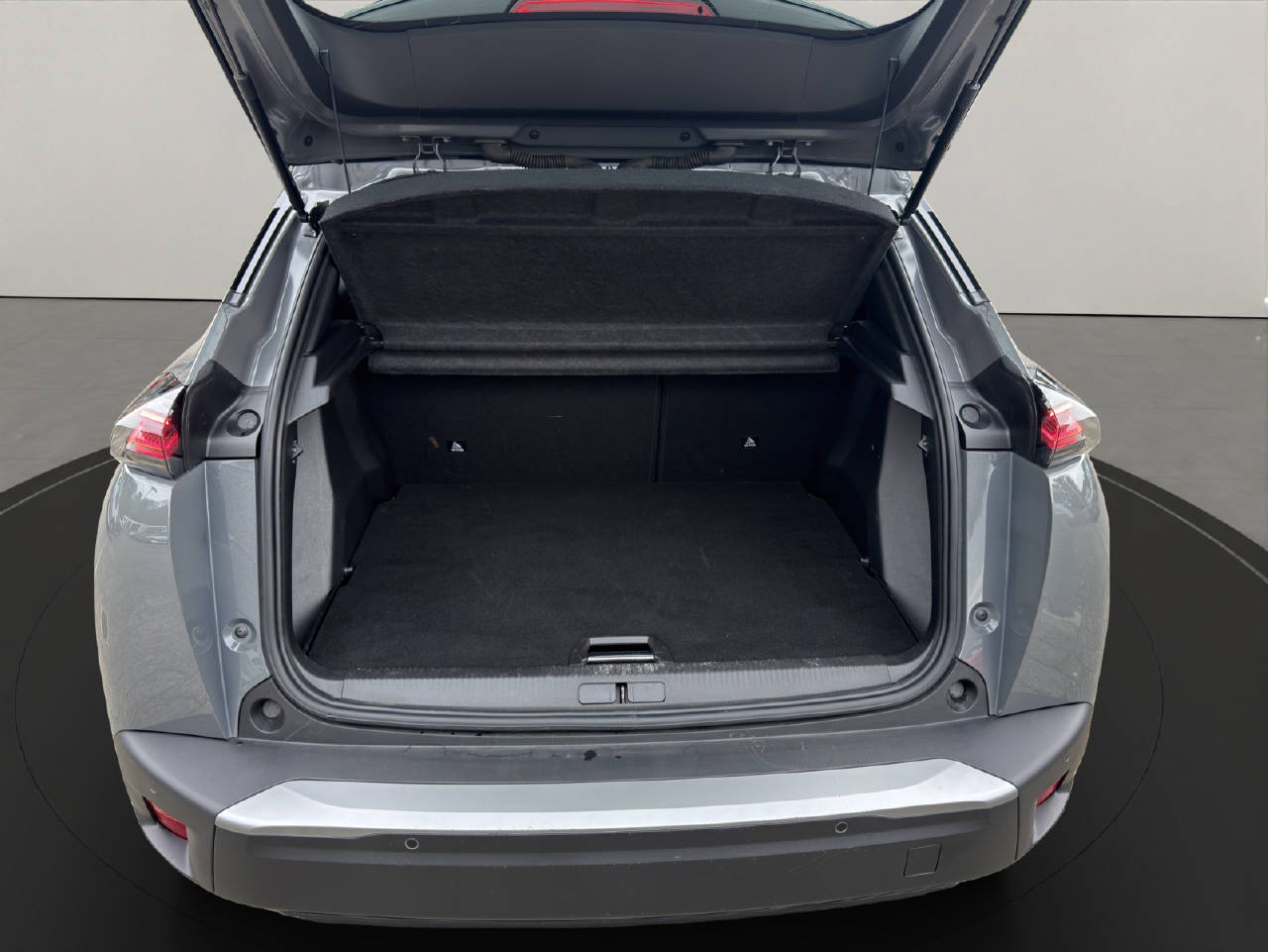 PEUGEOT 2008 e-Allure-image-12