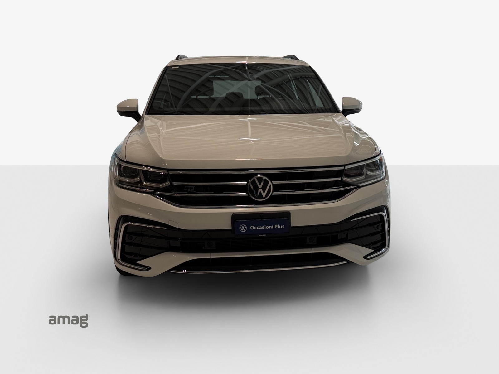 VW Tiguan 2.0TSI R-Line 4Motion DSG-image-6