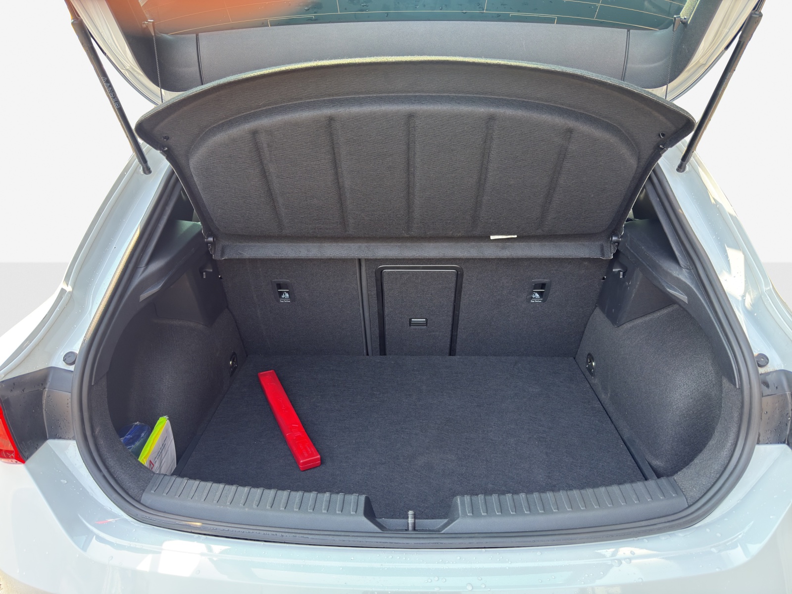 SEAT Leon 1.5 eHybrid pHEV DSG FR-image-13