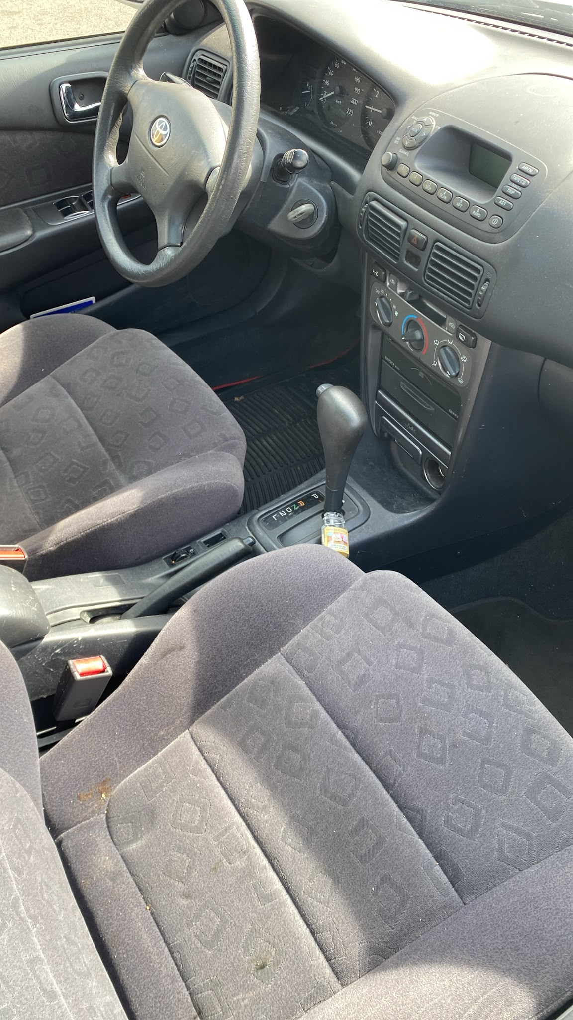 TOYOTA Corolla 1.6 Linea Sol-image-7