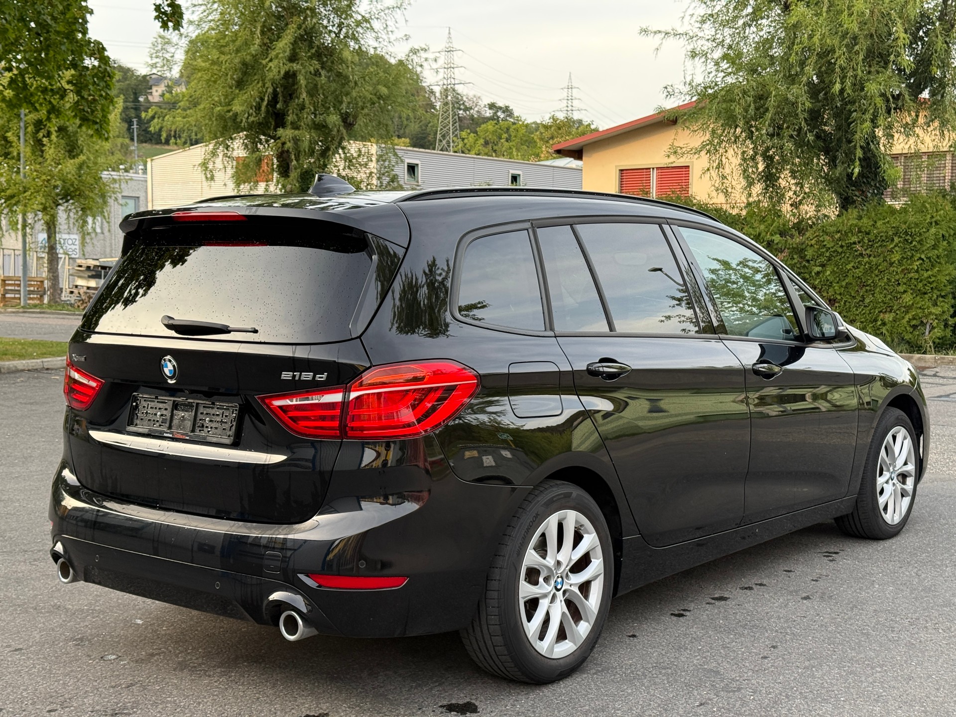 BMW 218d xDrive Gran Tourer Steptronic-image-6