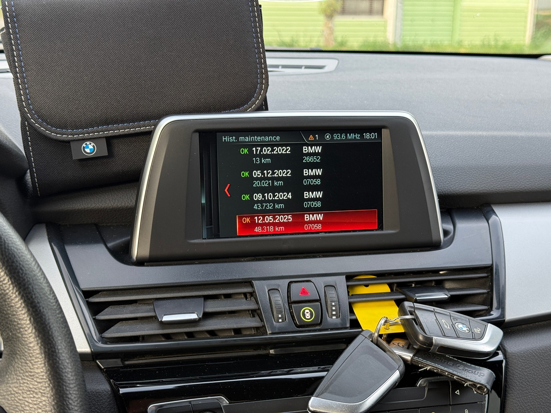 BMW 218d xDrive Gran Tourer Steptronic-image-12