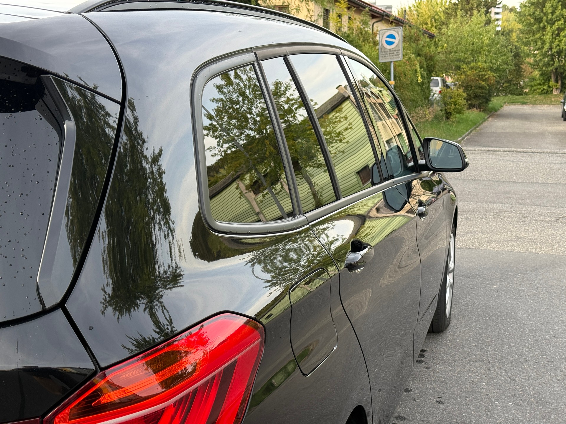 BMW 218d xDrive Gran Tourer Steptronic-image-7