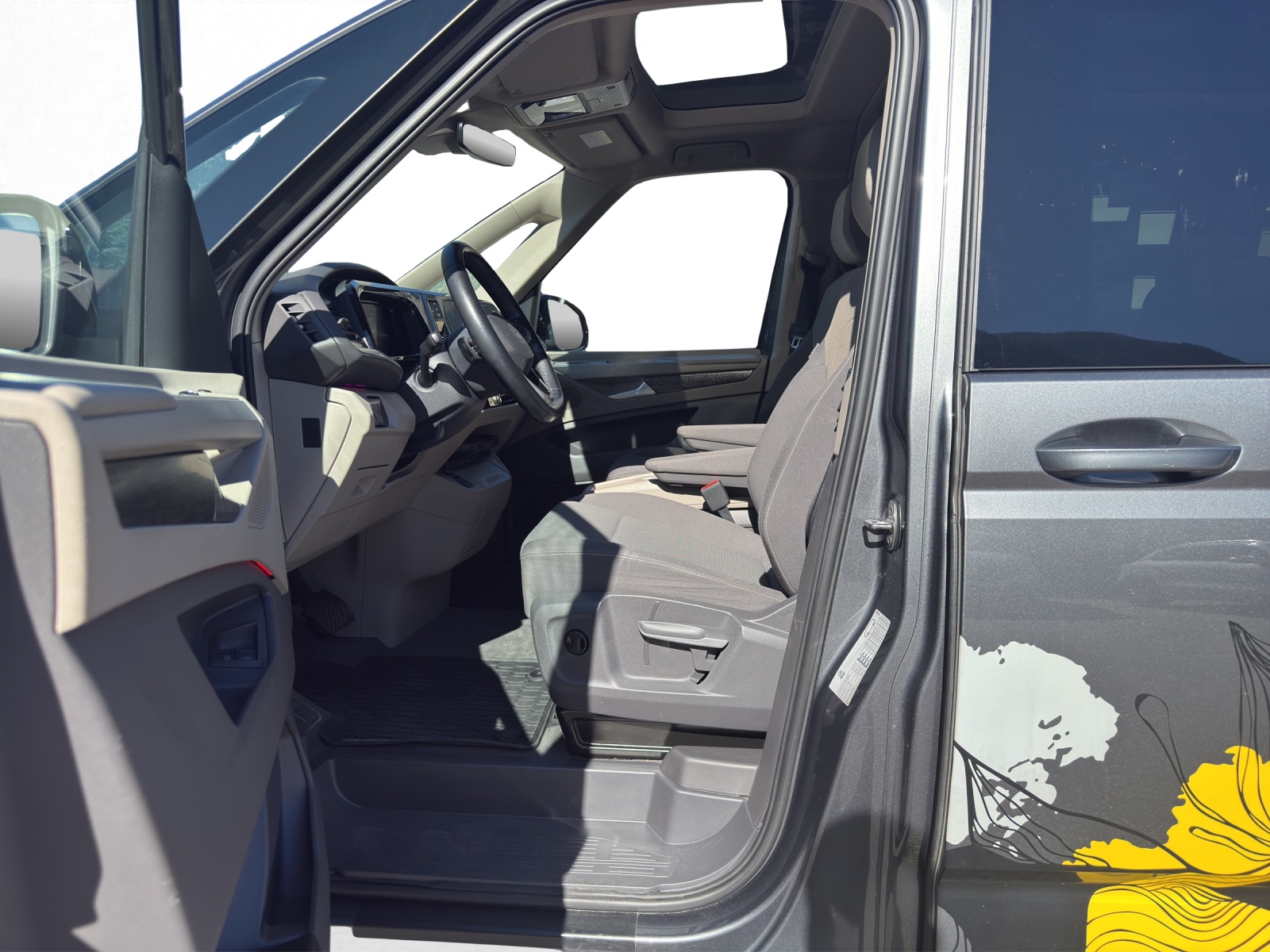 VW Multivan 1.4 eHybrid Life DSG-image-9