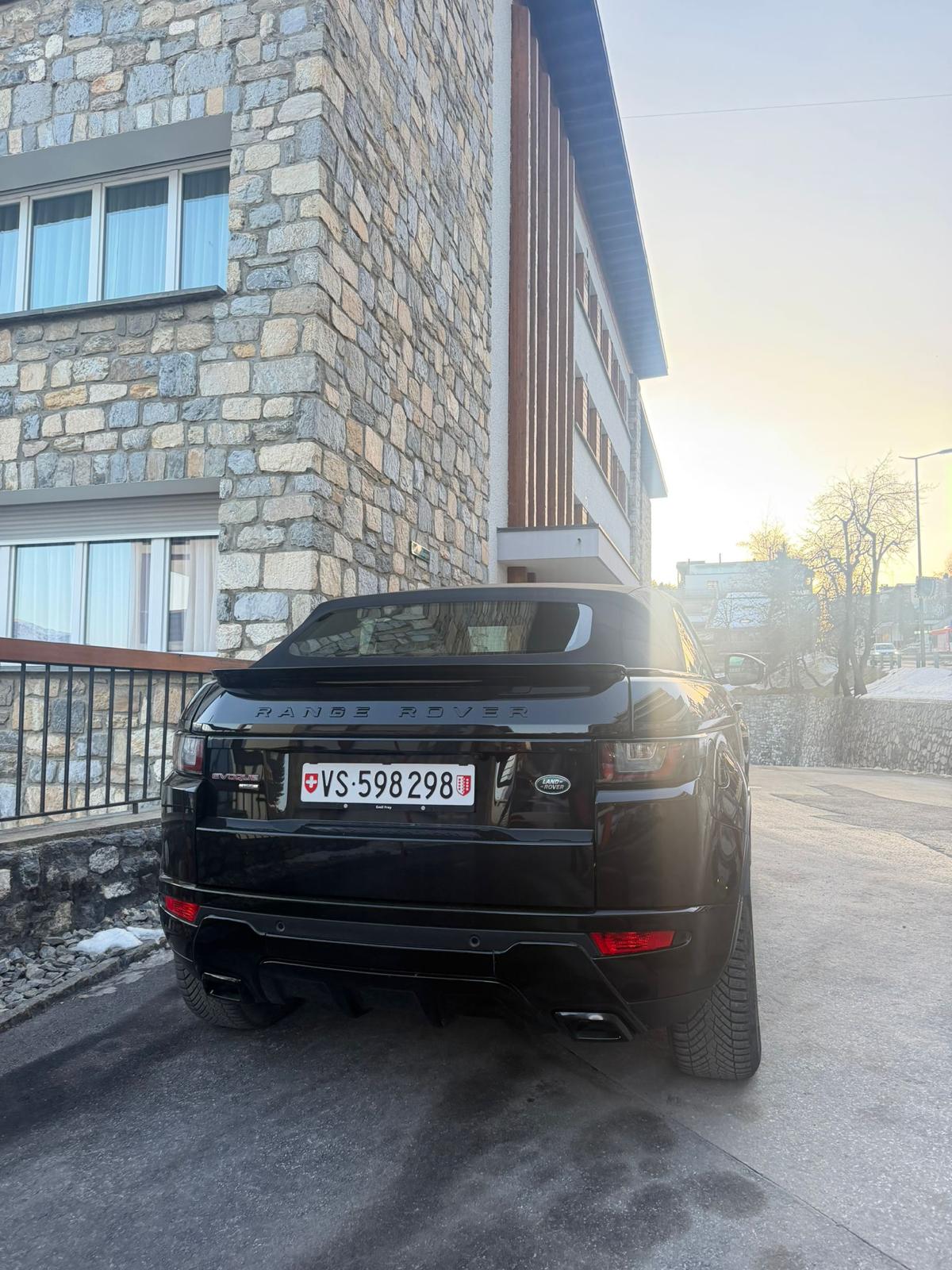 LAND ROVER 2.0 TD4 HSE Dynamic-image-2