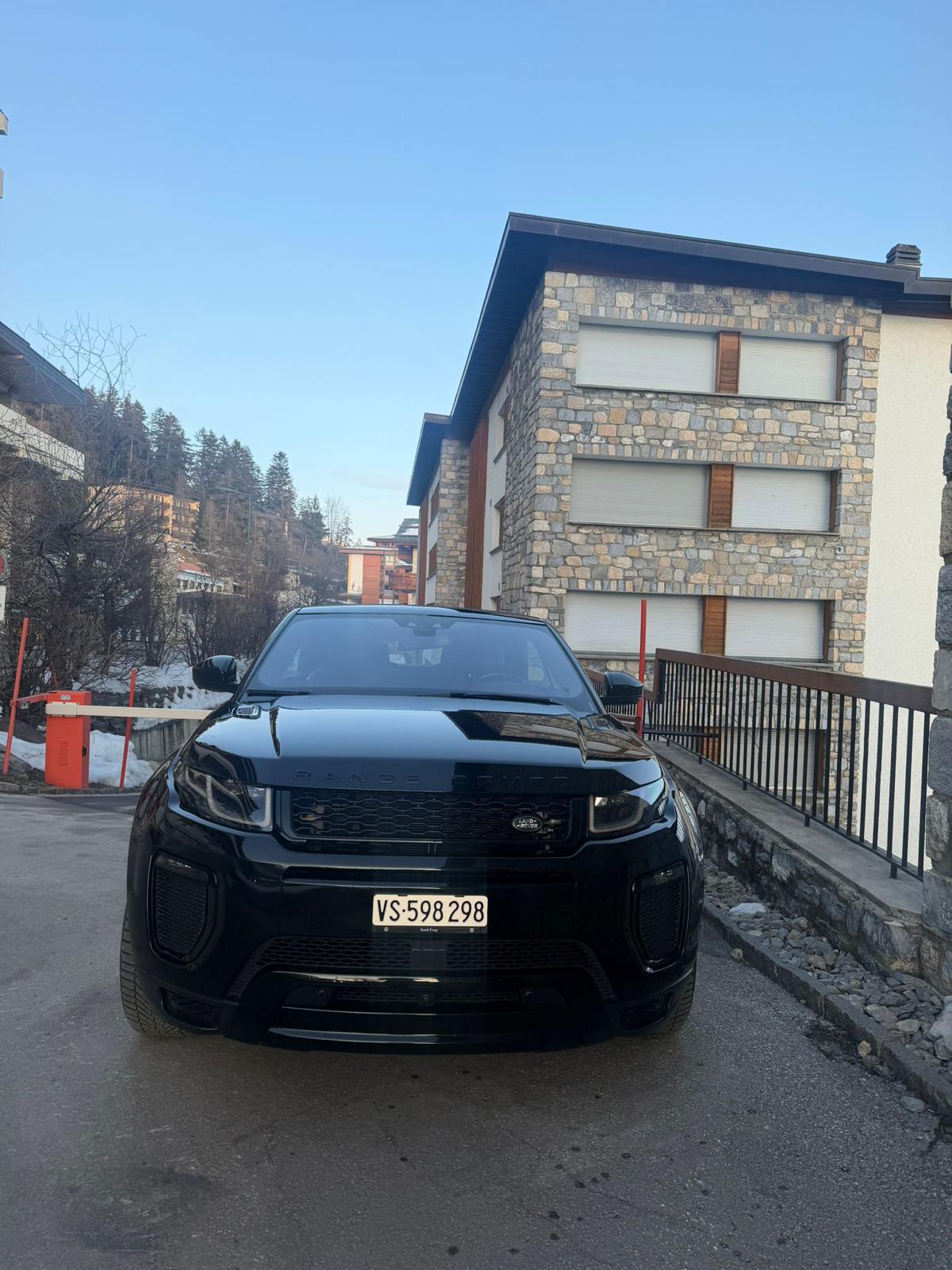 LAND ROVER 2.0 TD4 HSE Dynamic-image-3