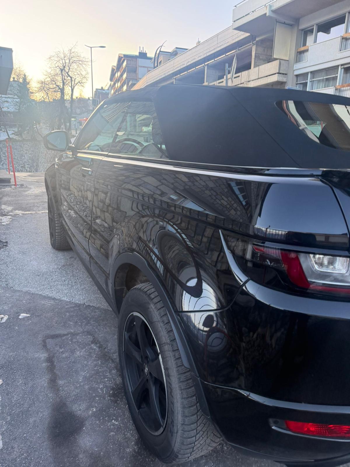 LAND ROVER 2.0 TD4 HSE Dynamic-image-1