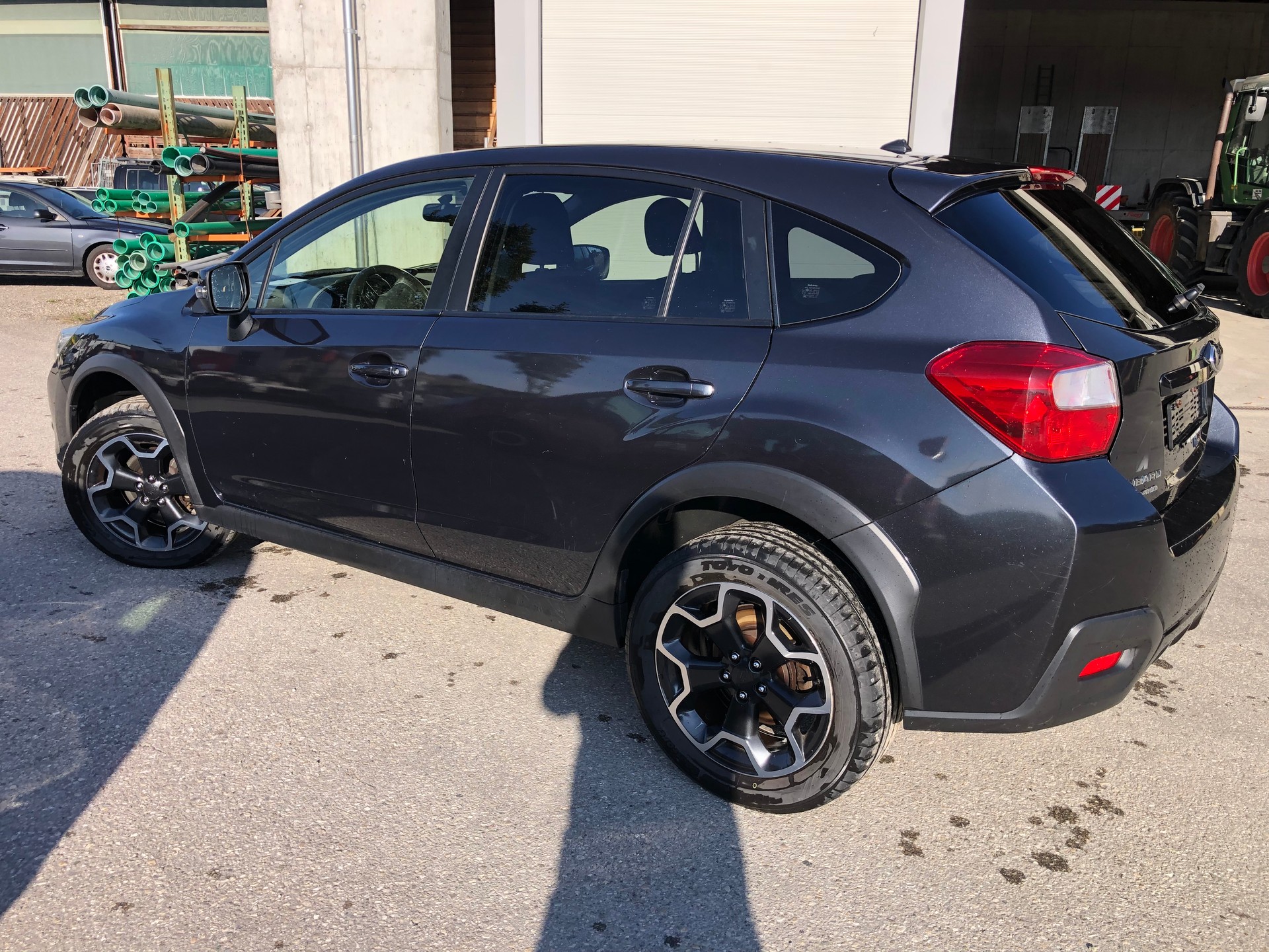 SUBARU XV 2.0 Swiss Three AWD-image-4