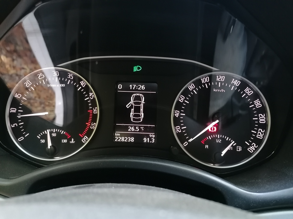 SKODA 2.0 TDI Adventure 4x4-image-4
