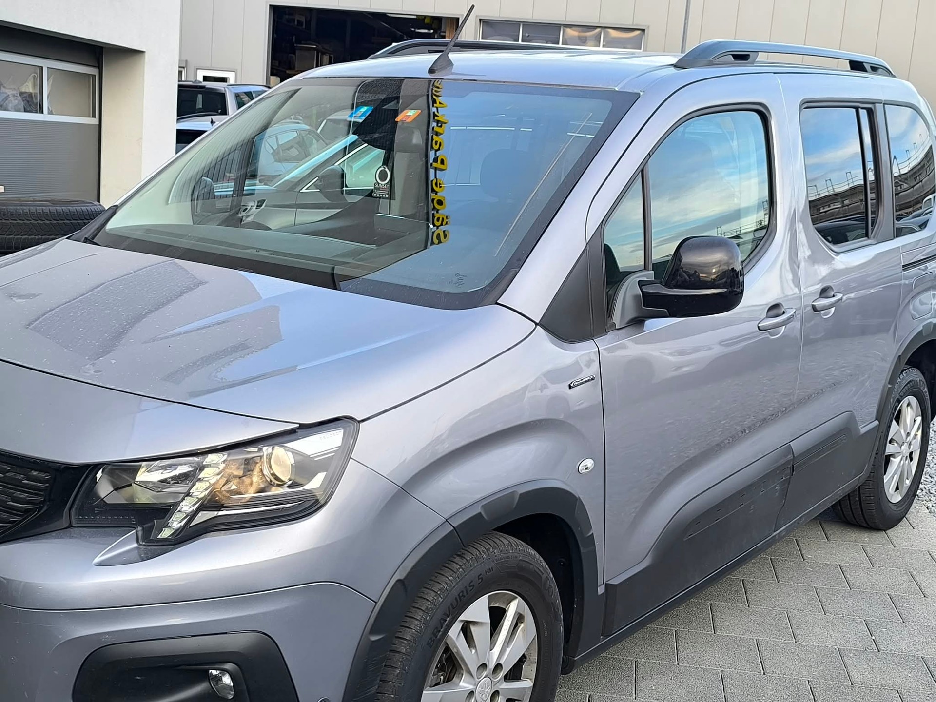 PEUGEOT Rifter 1.5 BlueHDi GT Line EAT8-image-10