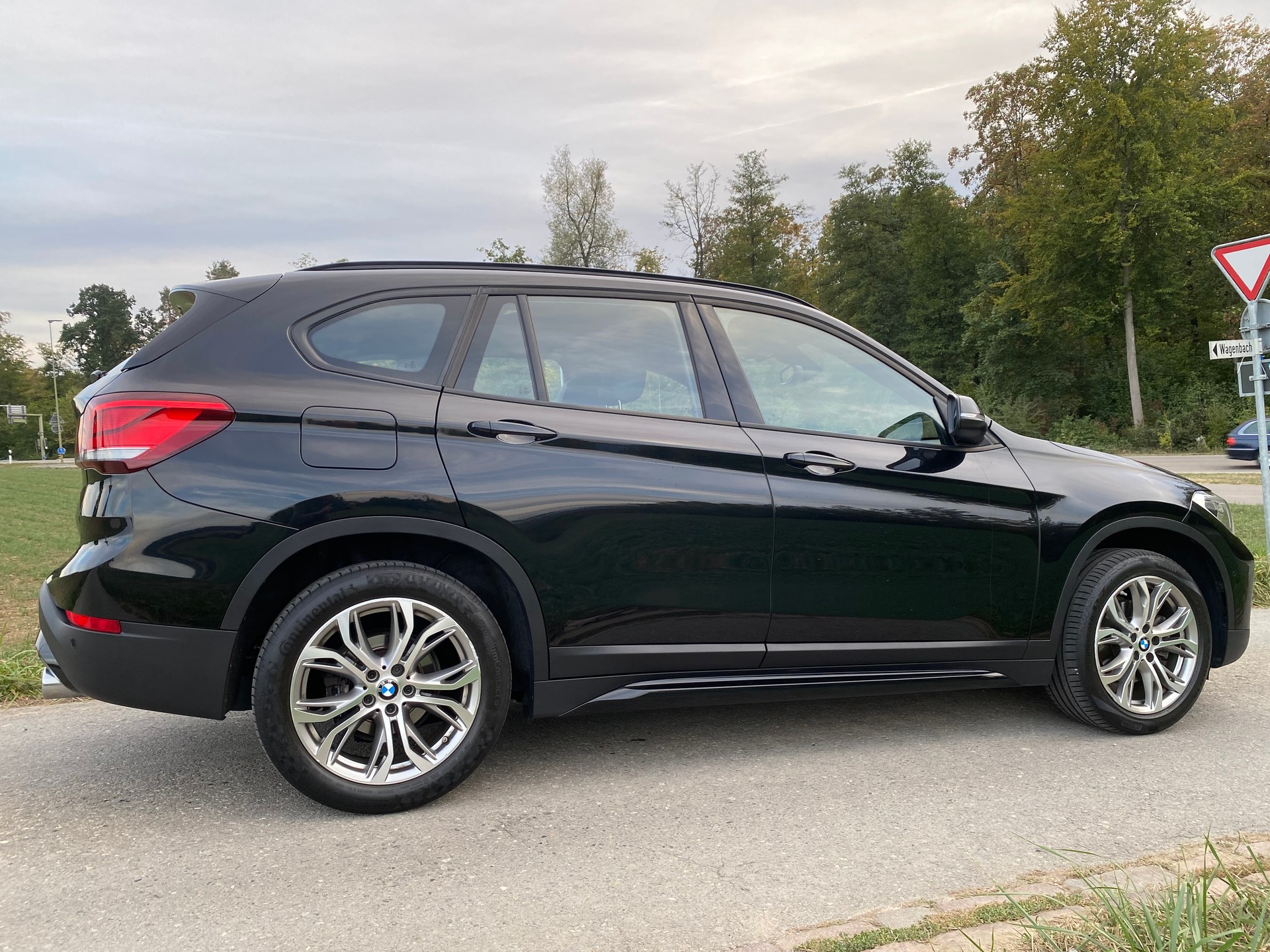 BMW X1 xDrive 18d Sport Line Steptronic-image-6