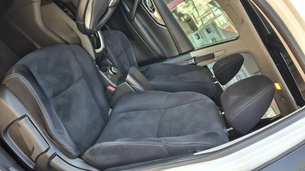 NISSAN X-Trail 2.0 dCi N-Vision 4x4-image-9