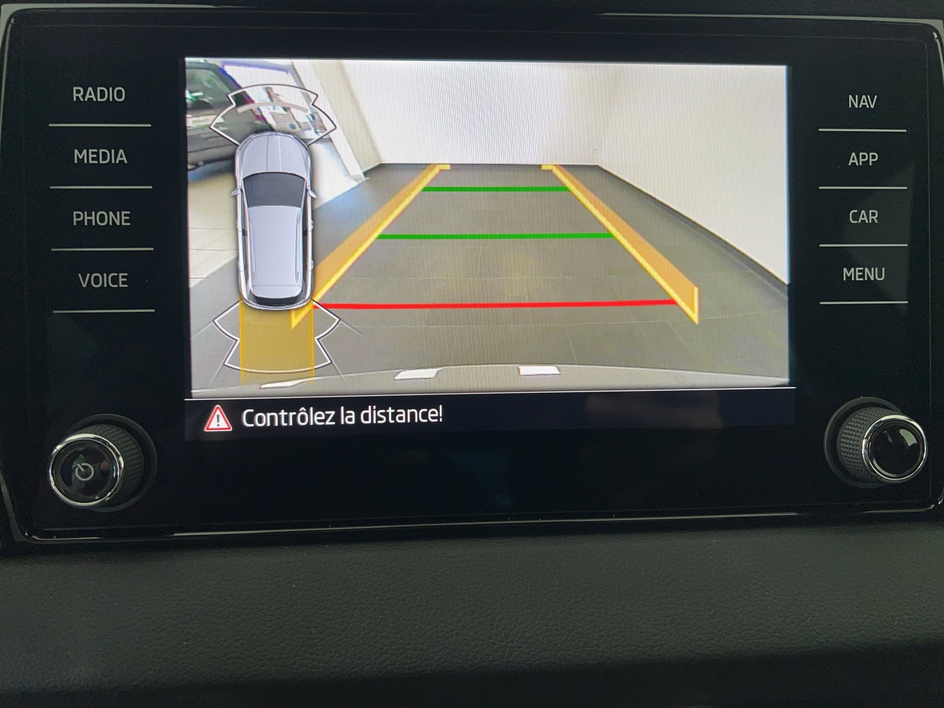 SKODA Karoq 1.5 TSI SportLine DSG-image-11