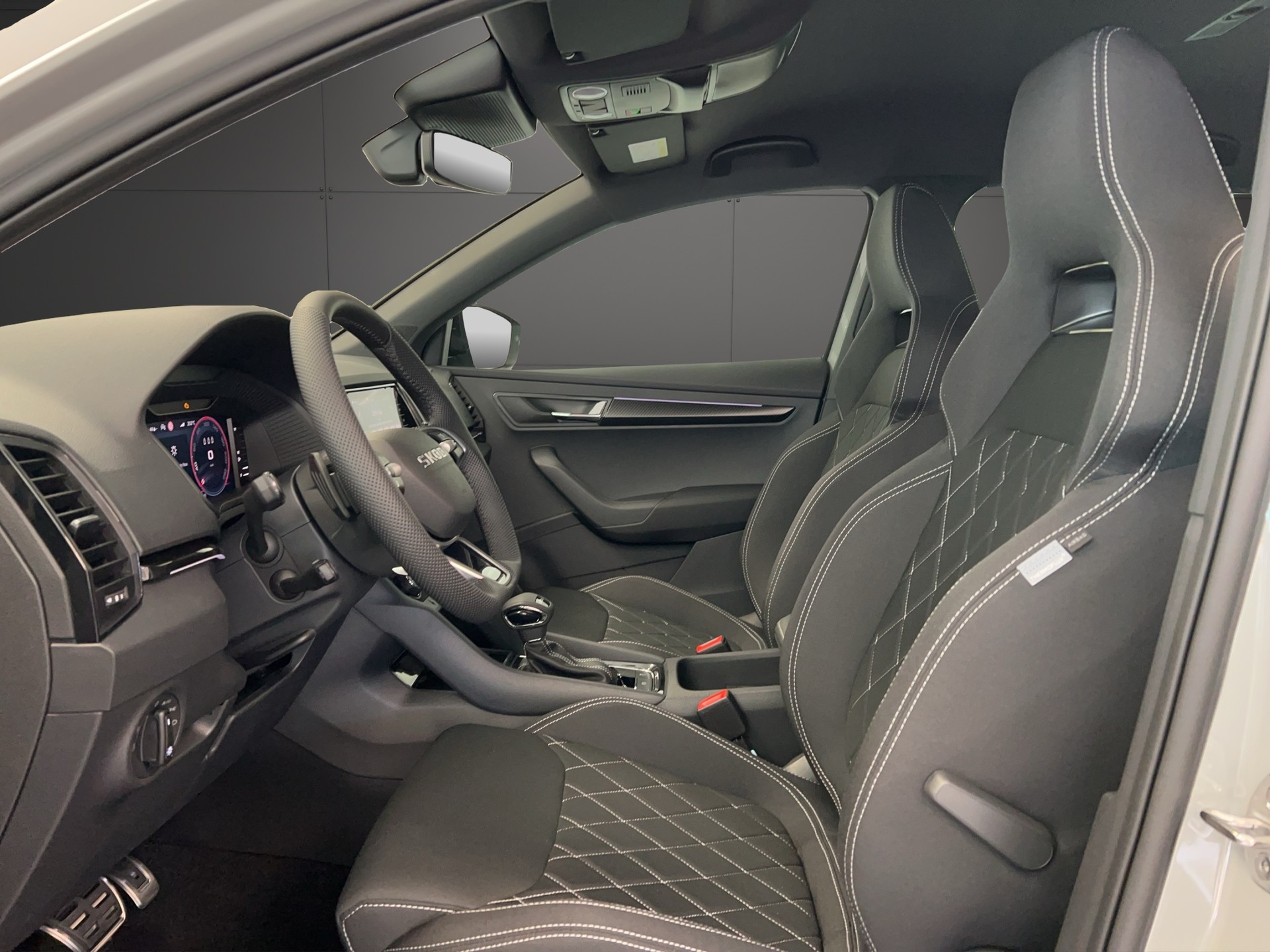SKODA Karoq 1.5 TSI SportLine DSG-image-5