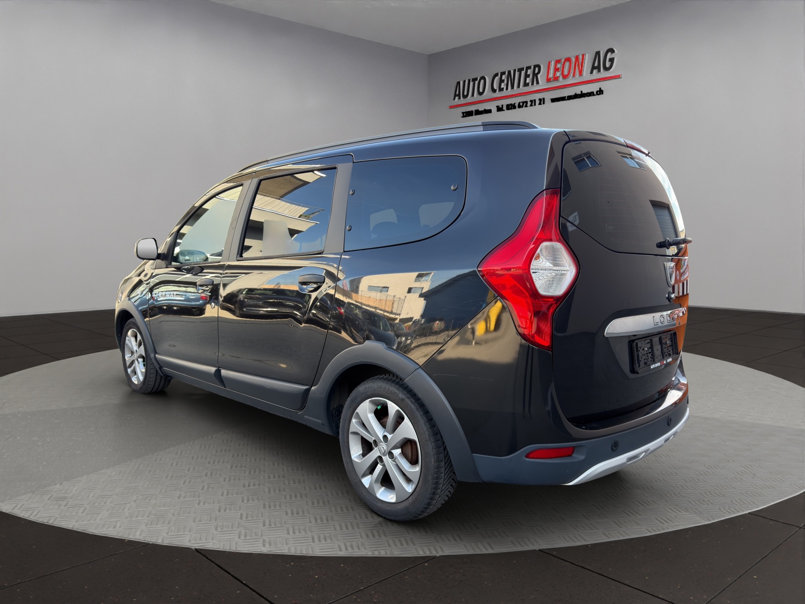 DACIA Lodgy 1.2 T Stepway 7PL-image-3