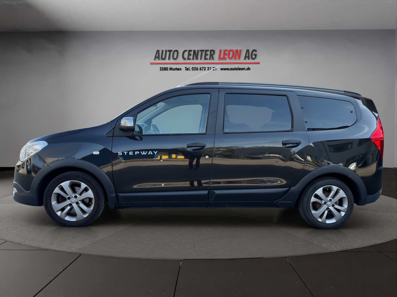 DACIA Lodgy 1.2 T Stepway 7PL-image-2