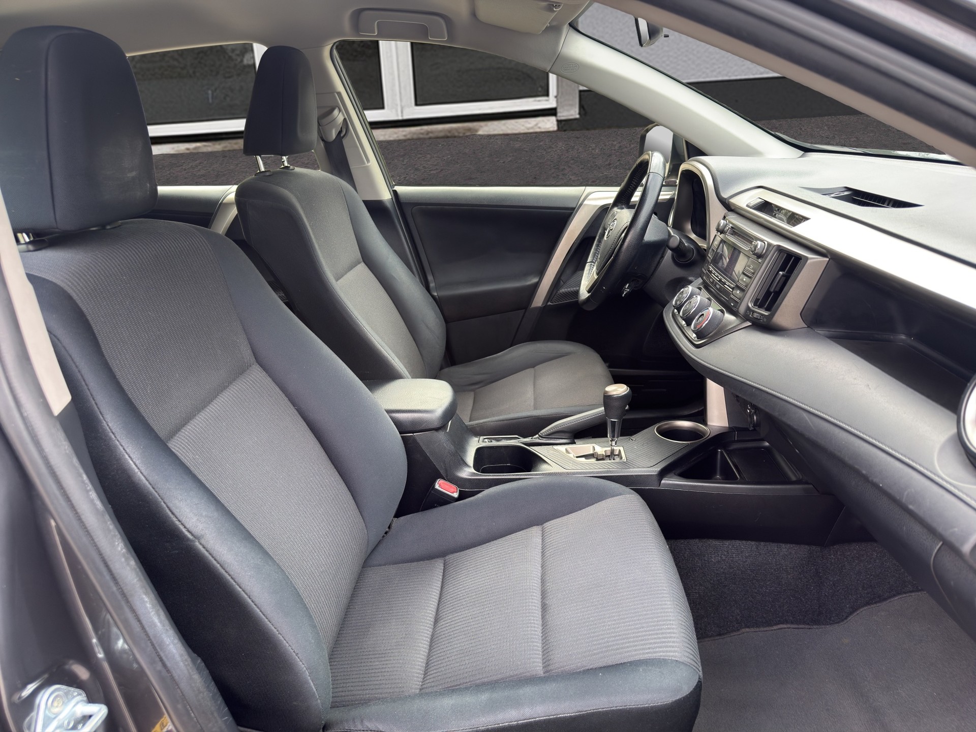 TOYOTA RAV-4 2.0 16V Luna-image-12