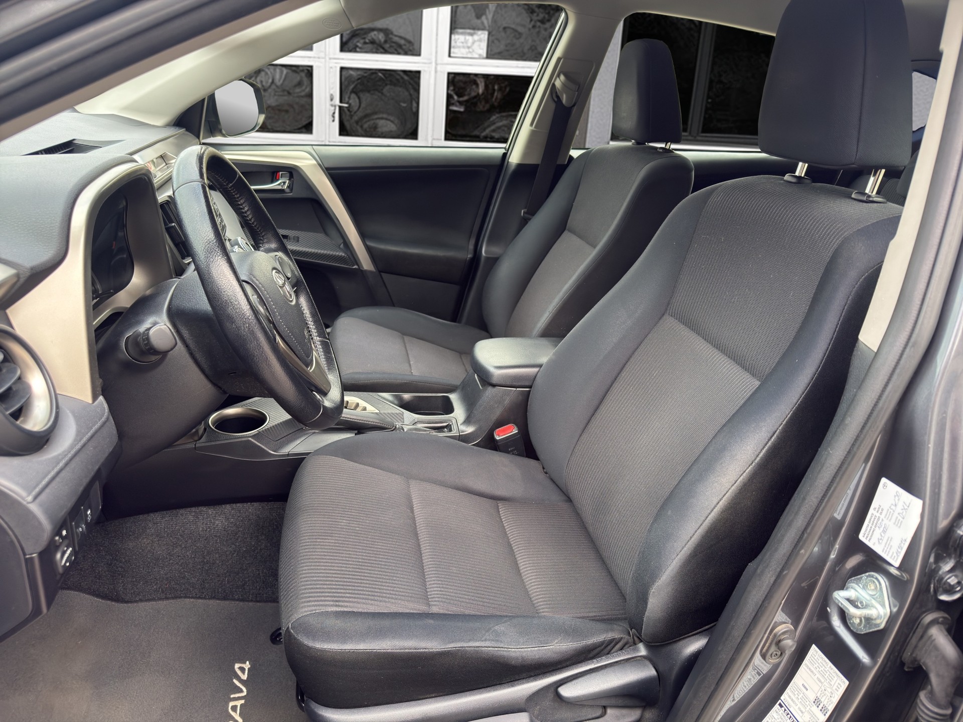 TOYOTA RAV-4 2.0 16V Luna-image-11