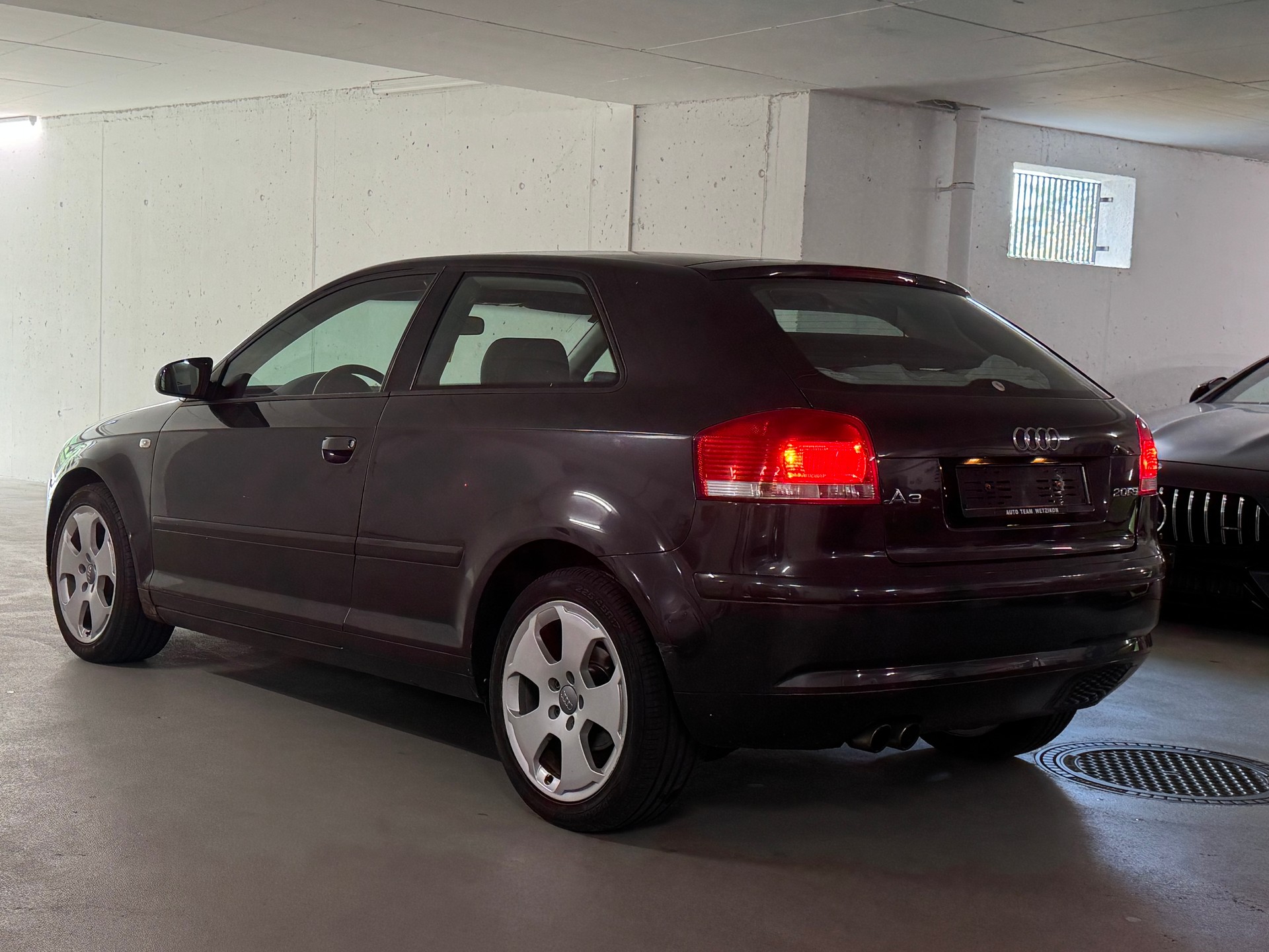 AUDI A3 2.0 FSI Ambition-image-4