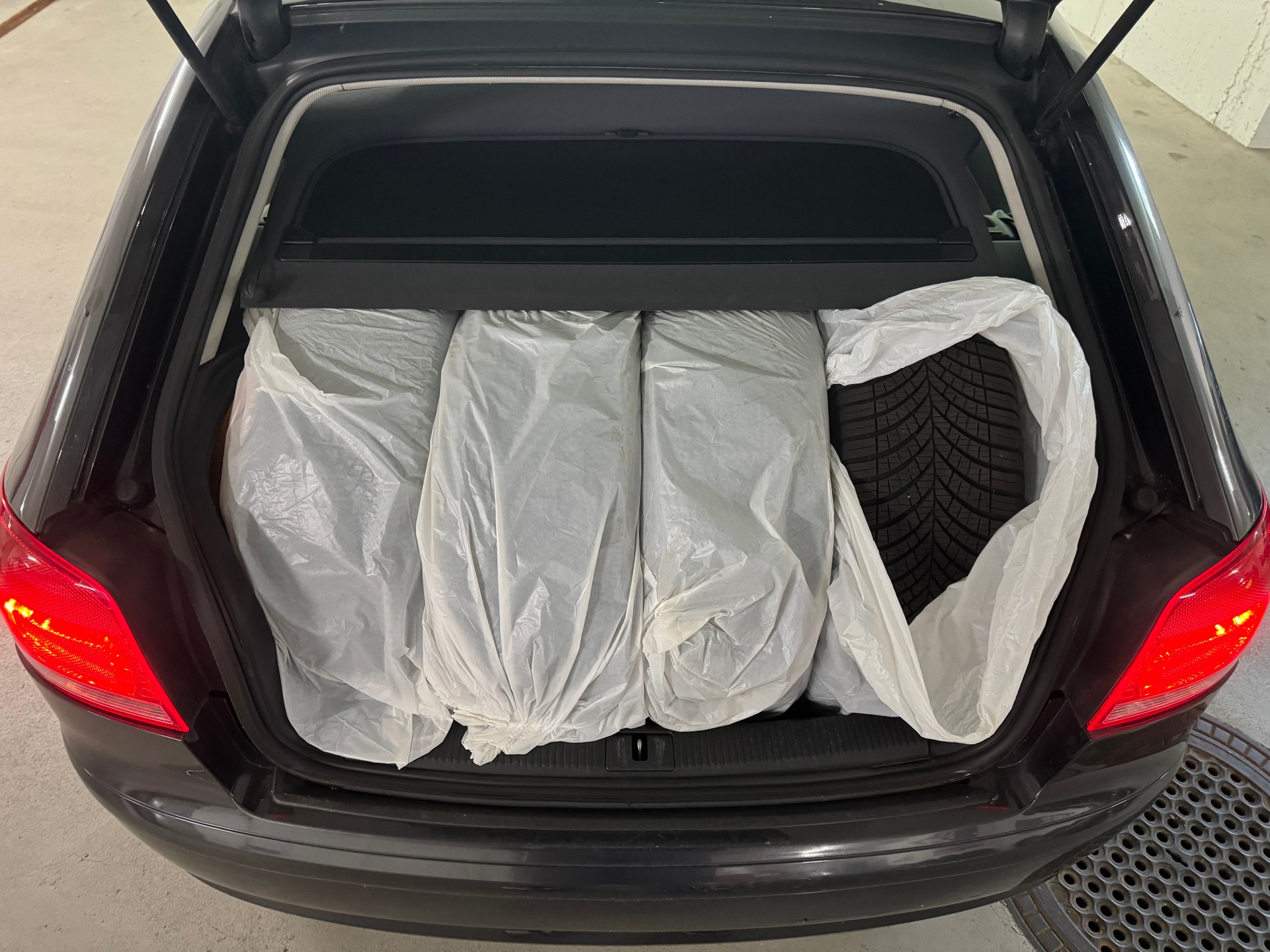 AUDI A3 2.0 FSI Ambition-image-14