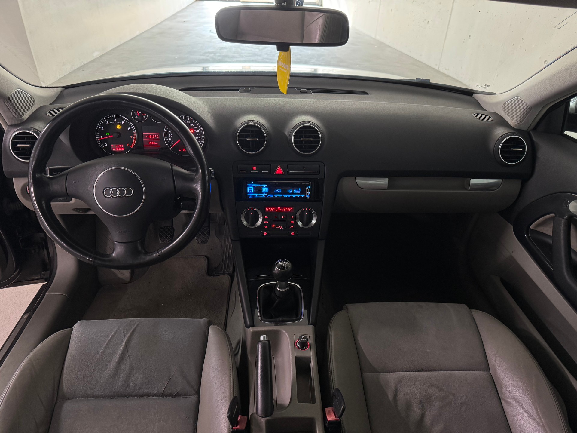 AUDI A3 2.0 FSI Ambition-image-9