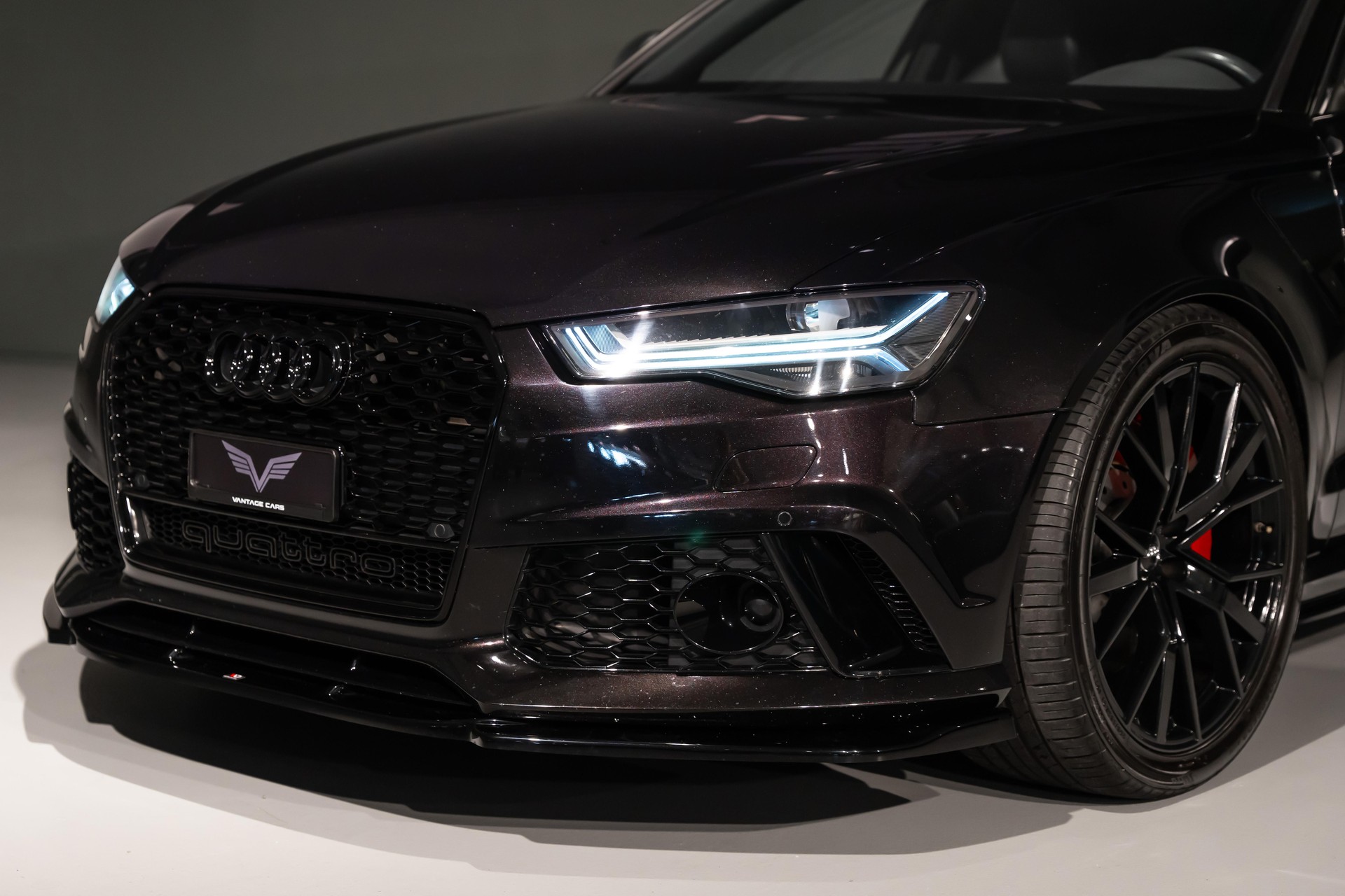 AUDI RS6 Avant 4.0 V8 TFSI Performance-image-4