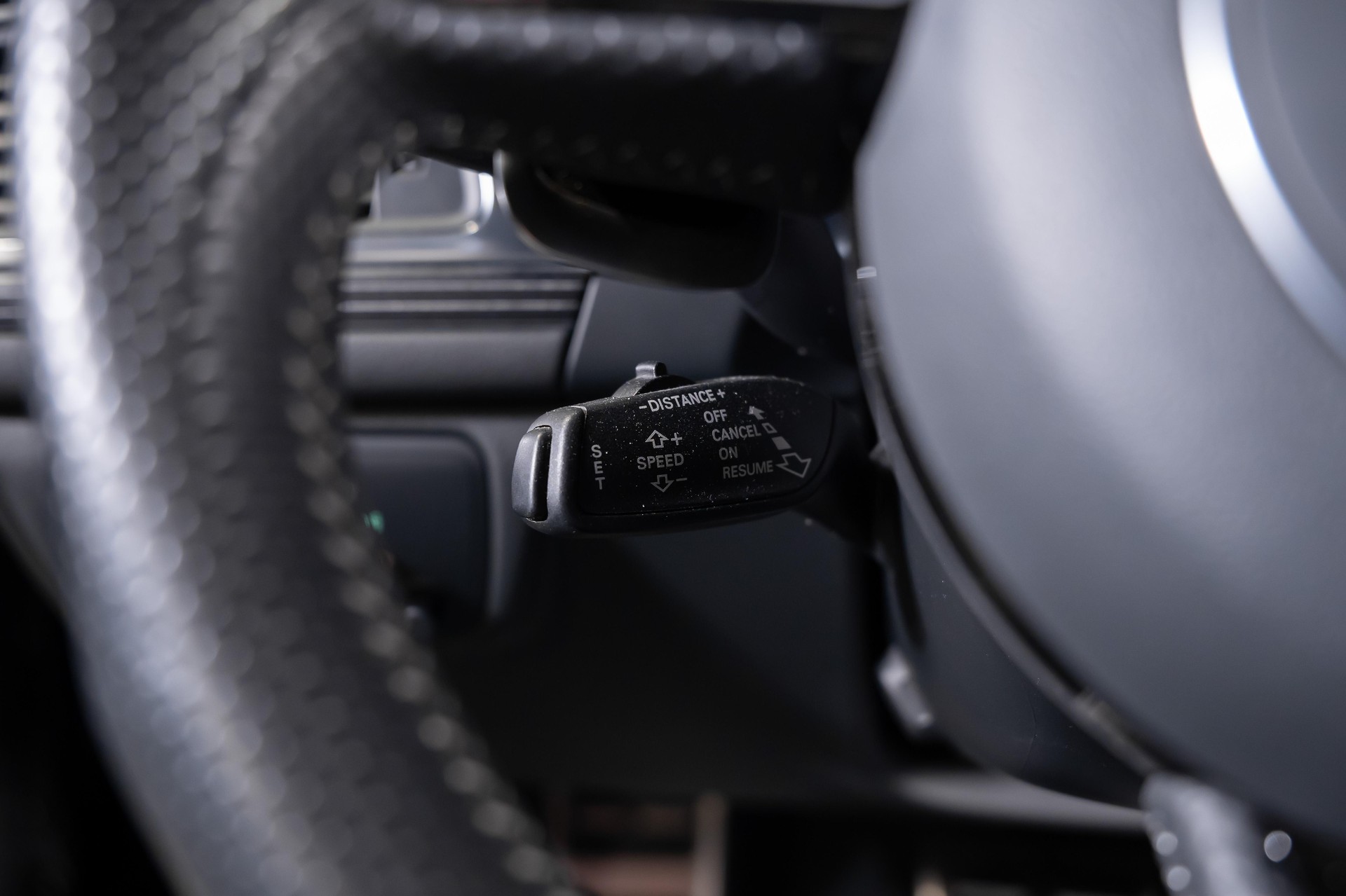 AUDI RS6 Avant 4.0 V8 TFSI Performance-image-19