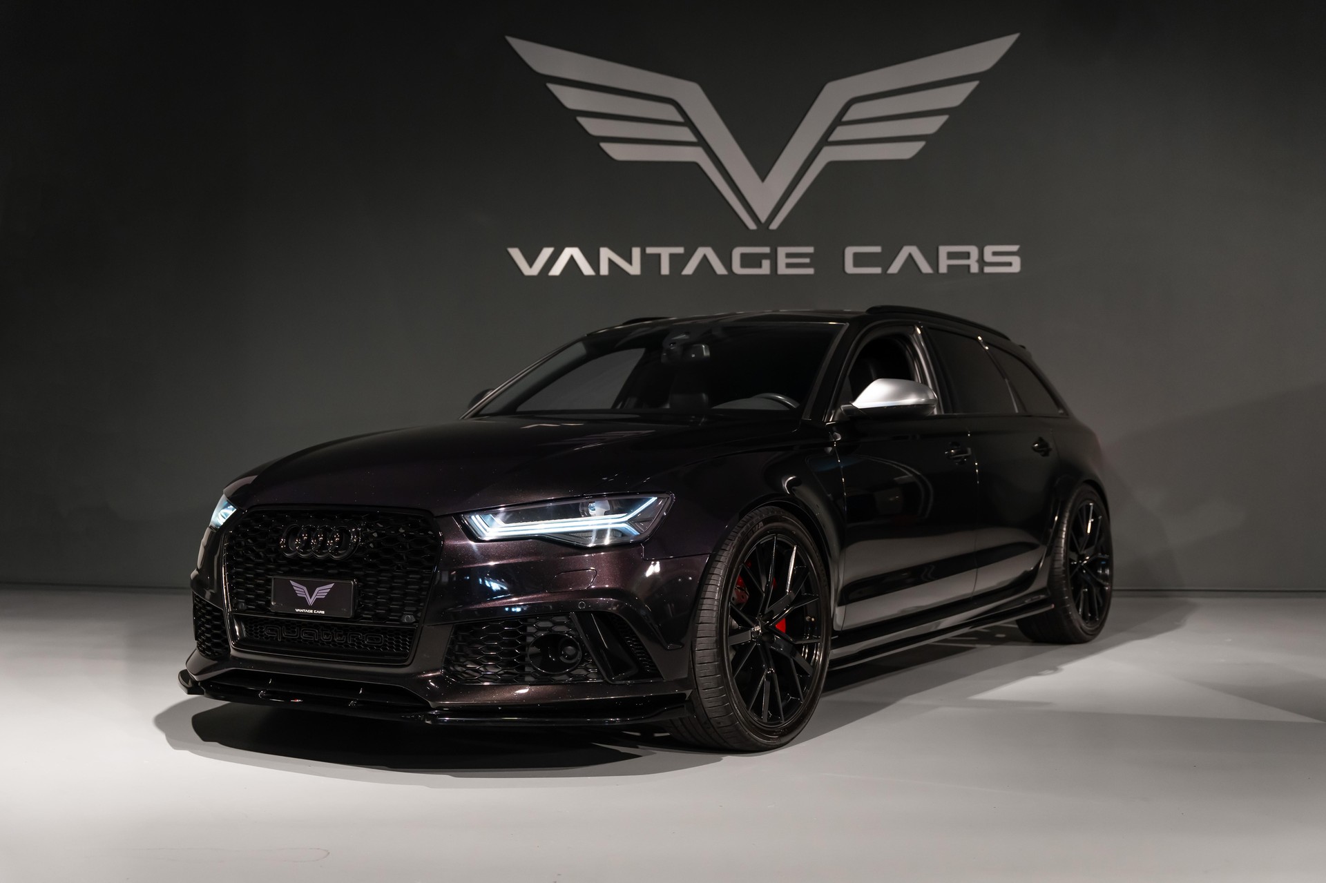 AUDI RS6 Avant 4.0 V8 TFSI Performance-image-0